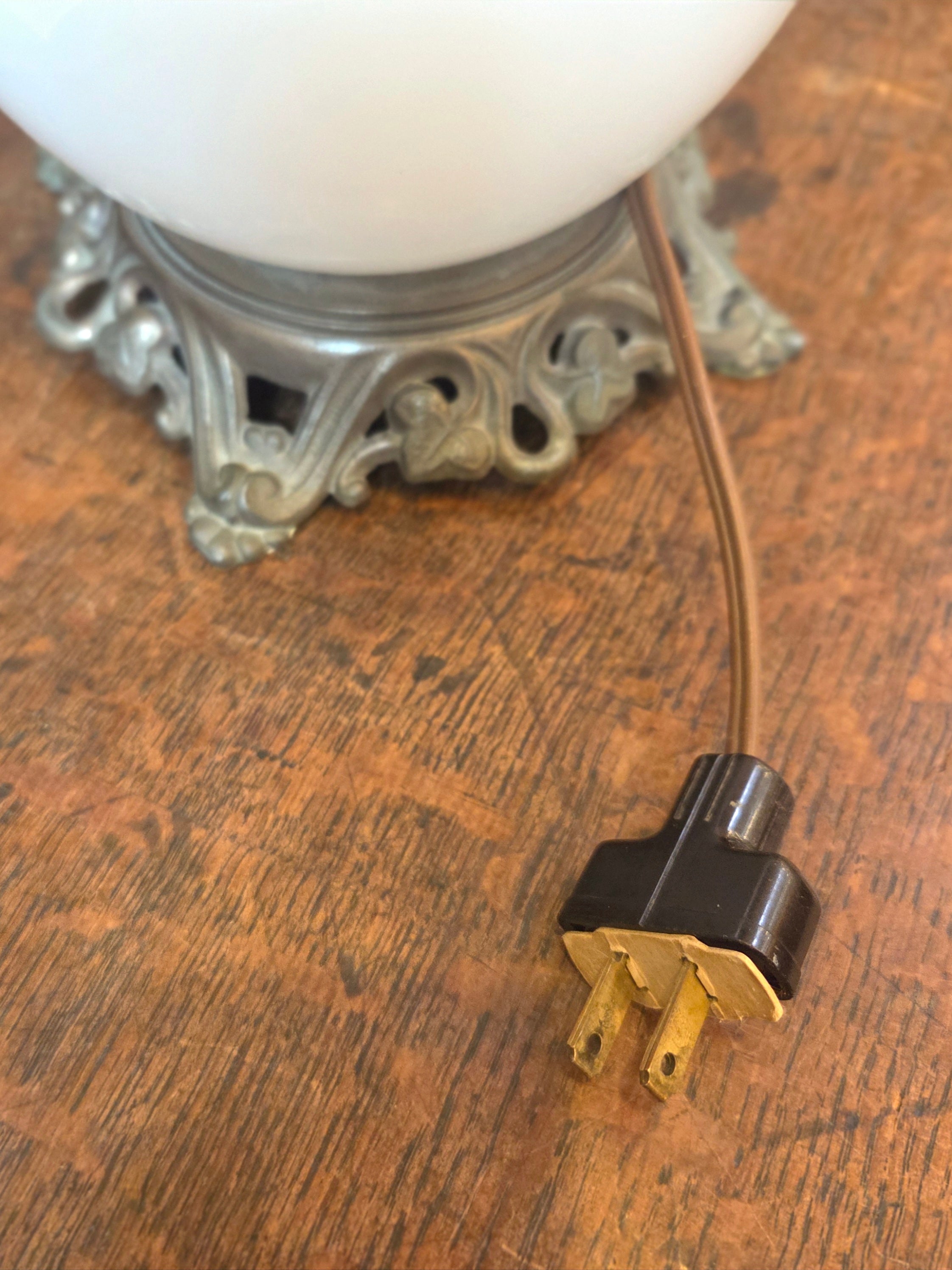 1940s American Hand-Painted Glass Globe Lamp