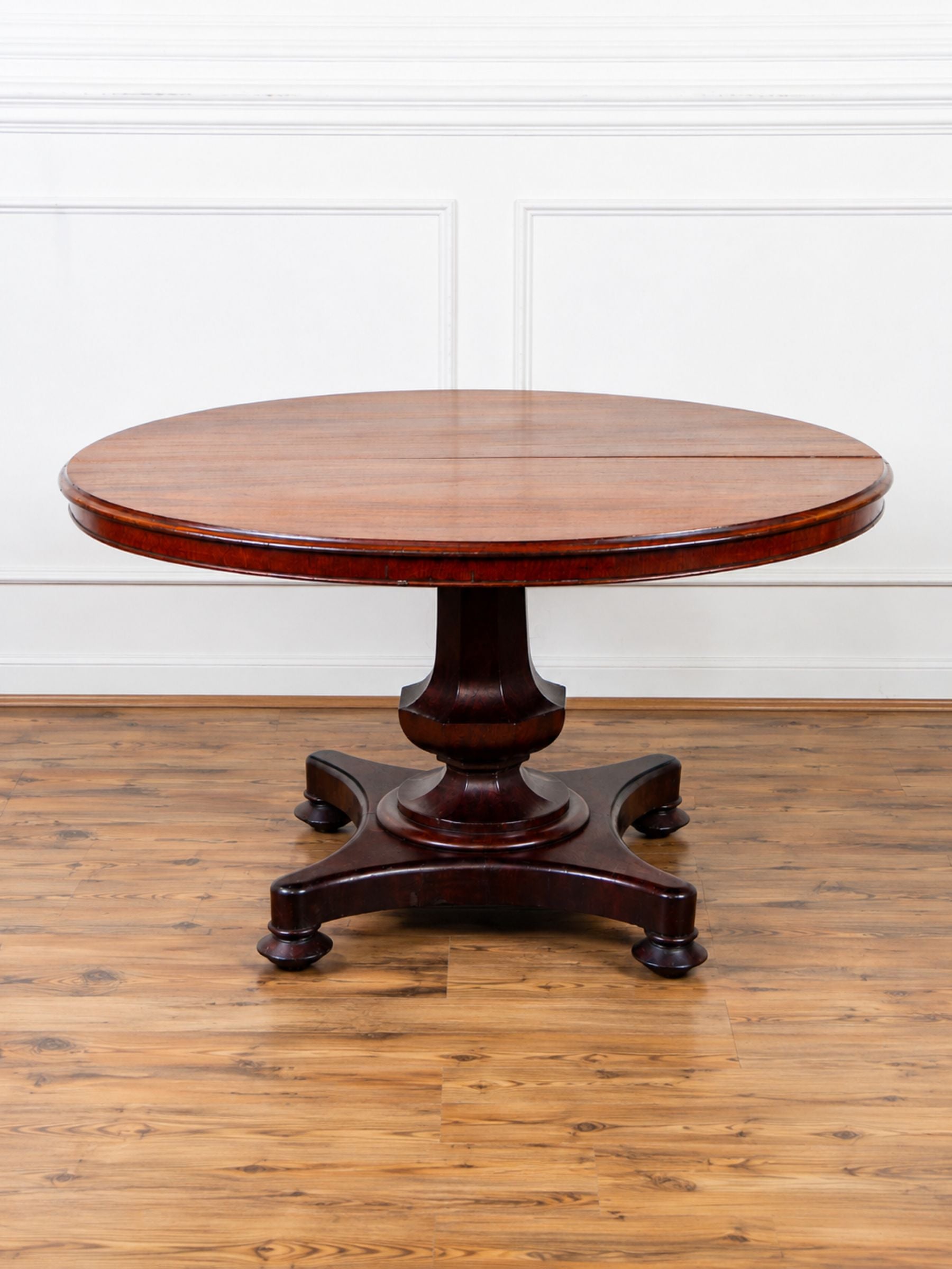 Early Victorian English Mahogany Oval Pedestal Table, Circa 1840