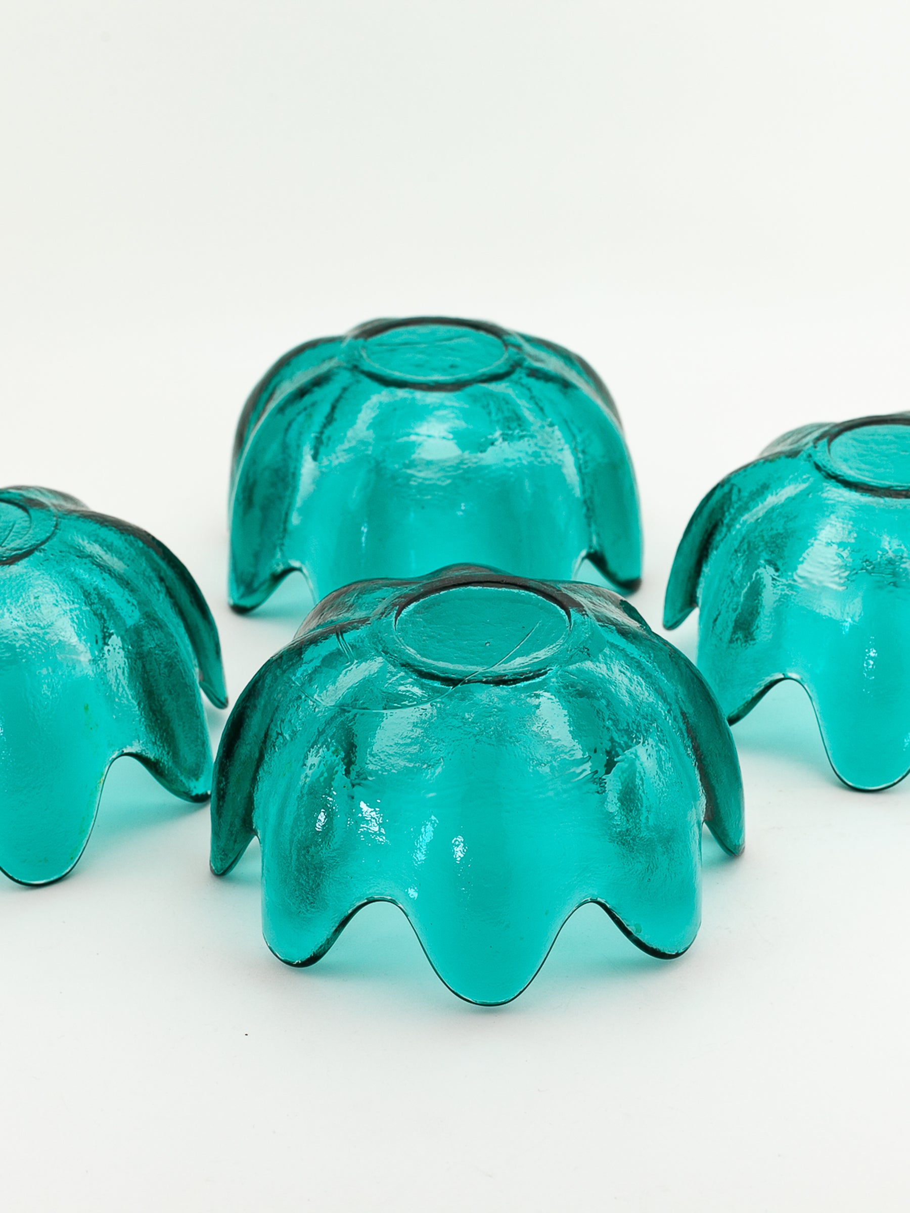 Set of Four Blenko Art Glass Lotus Bowls in Teal, Mid-Century