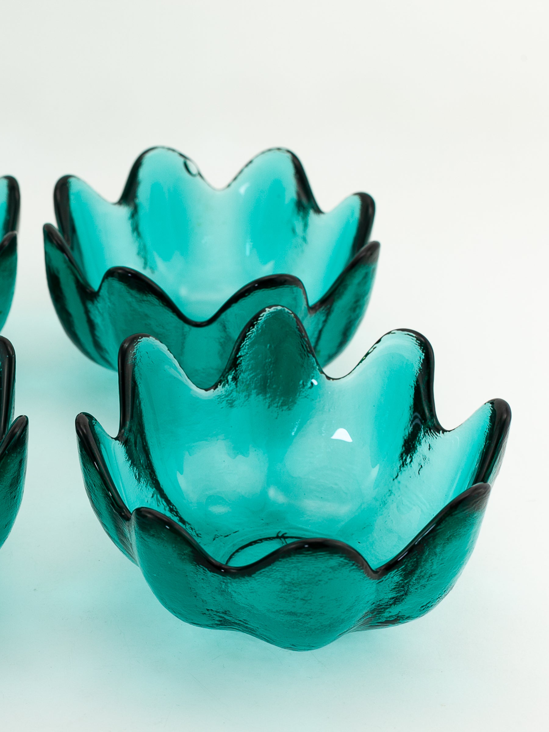 Set of Four Blenko Art Glass Lotus Bowls in Teal, Mid-Century