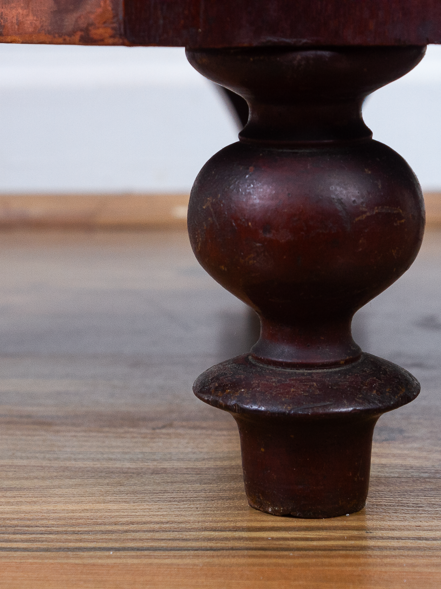 Early 19th Century Georgian Flame Mahogany Chamber Pot Commode