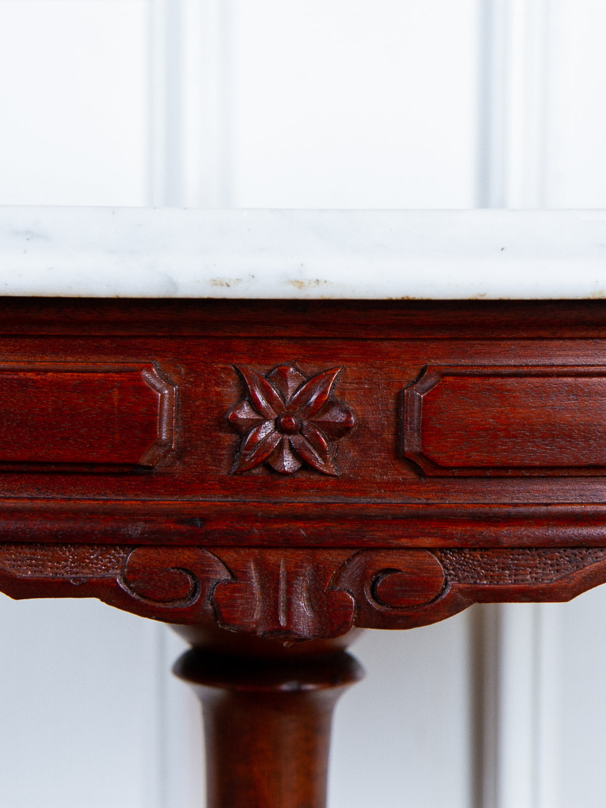 19th Century American Eastlake Carved Walnut Marble-Top Pedestal Side Table