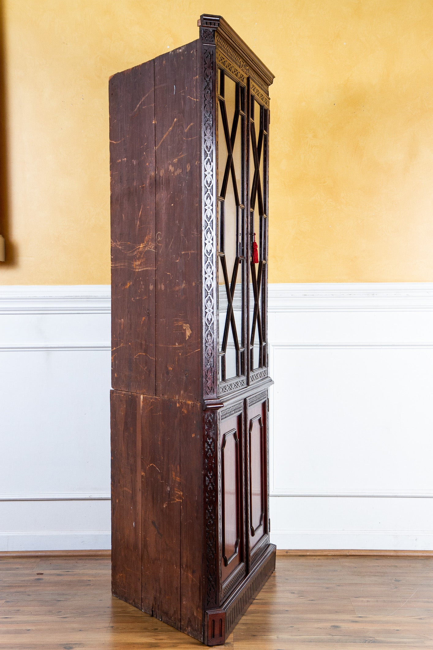 19th Century Chinese Chippendale Mahogany Corner China Cabinet
