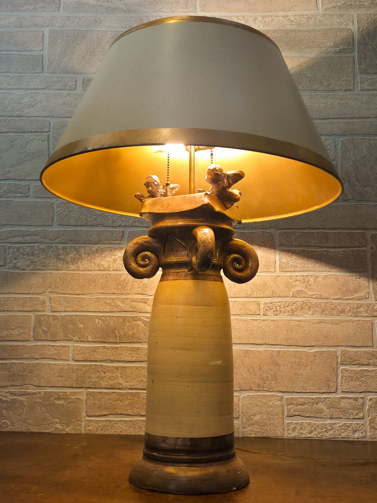 Vintage Burts Cason Hollywood Regency Table Lamp with Cherubs & Original Shade