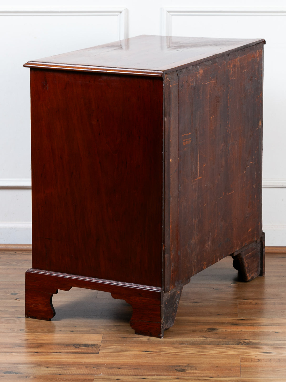 18th Century Georgian Mahogany Small Kneehole Desk