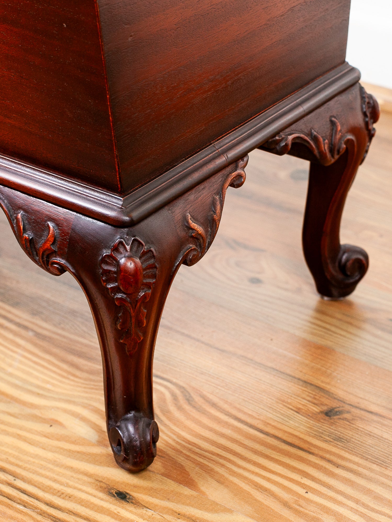Imperial Furniture Company Mahogany Canterbury Magazine Rack