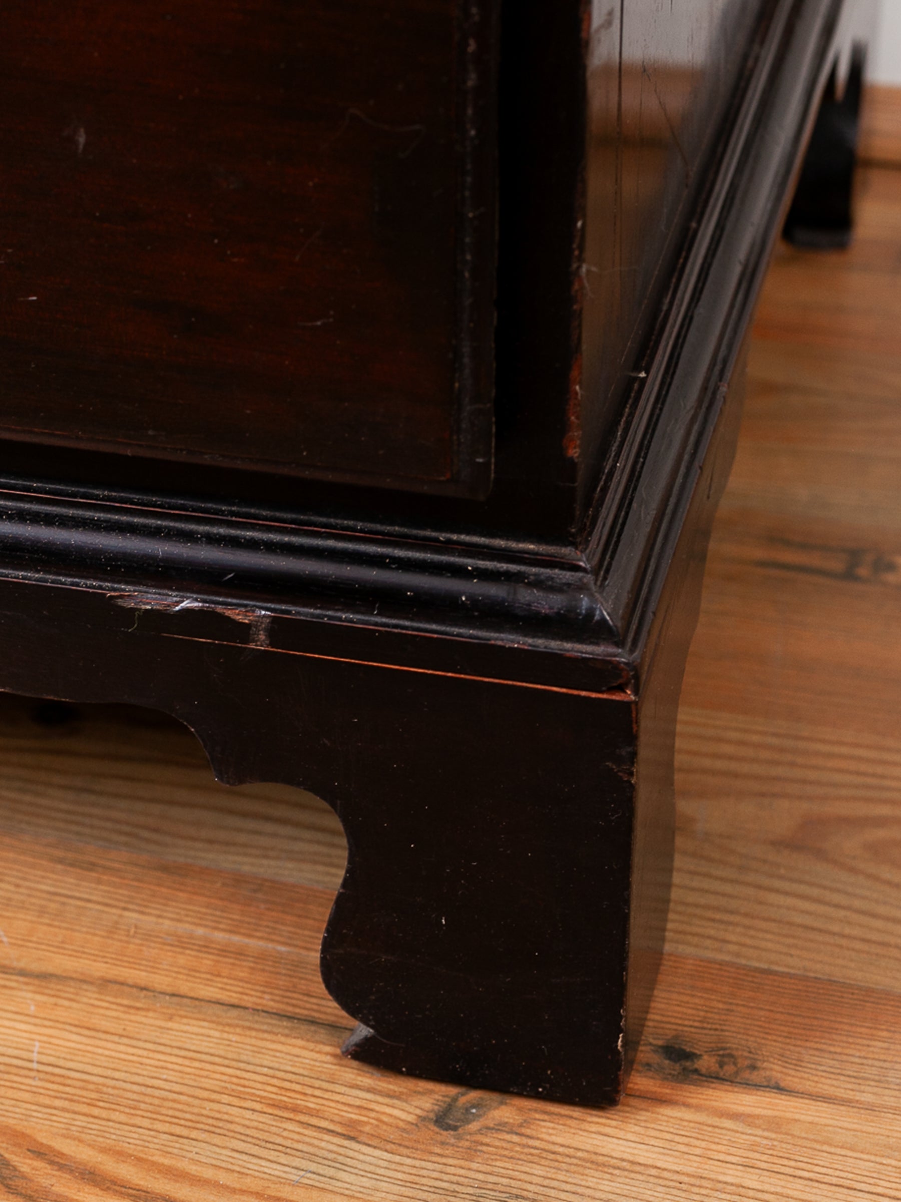 Georgian Mahogany Tall Chest of Drawers