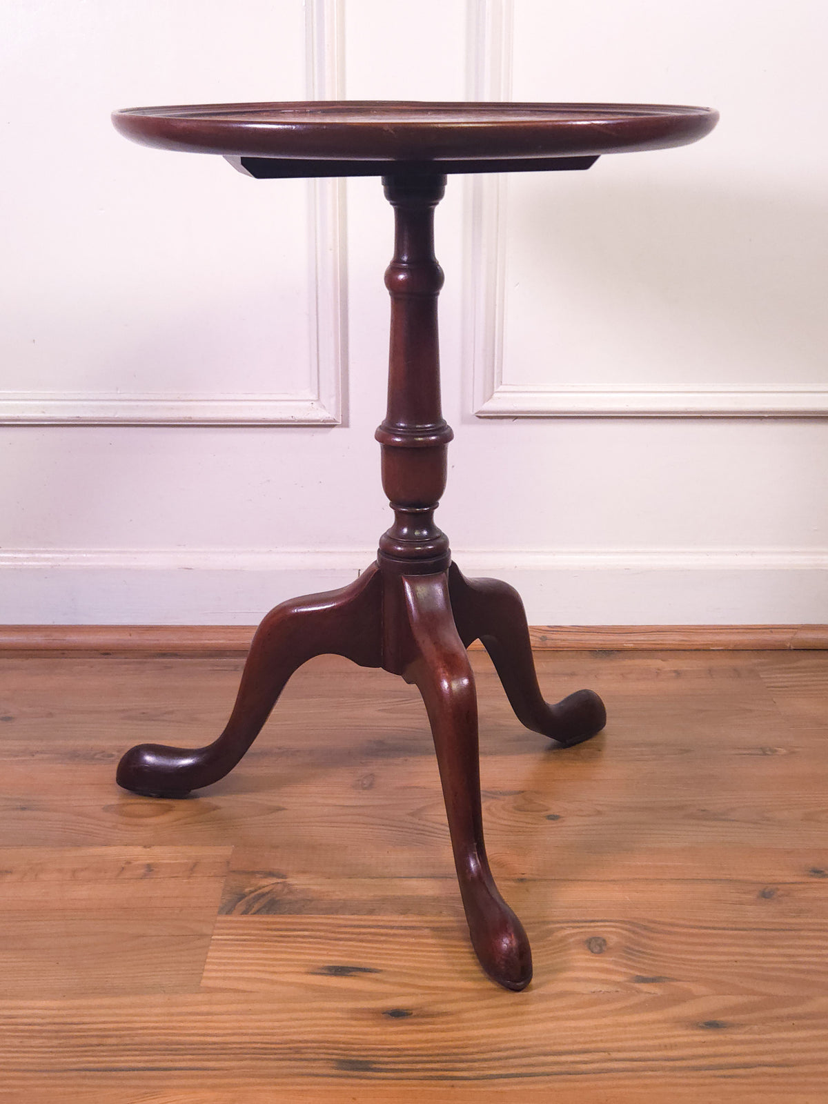 Vintage Baker Furniture Mahogany Pedestal Side Table with Leather Inset Top & Gold Tooling