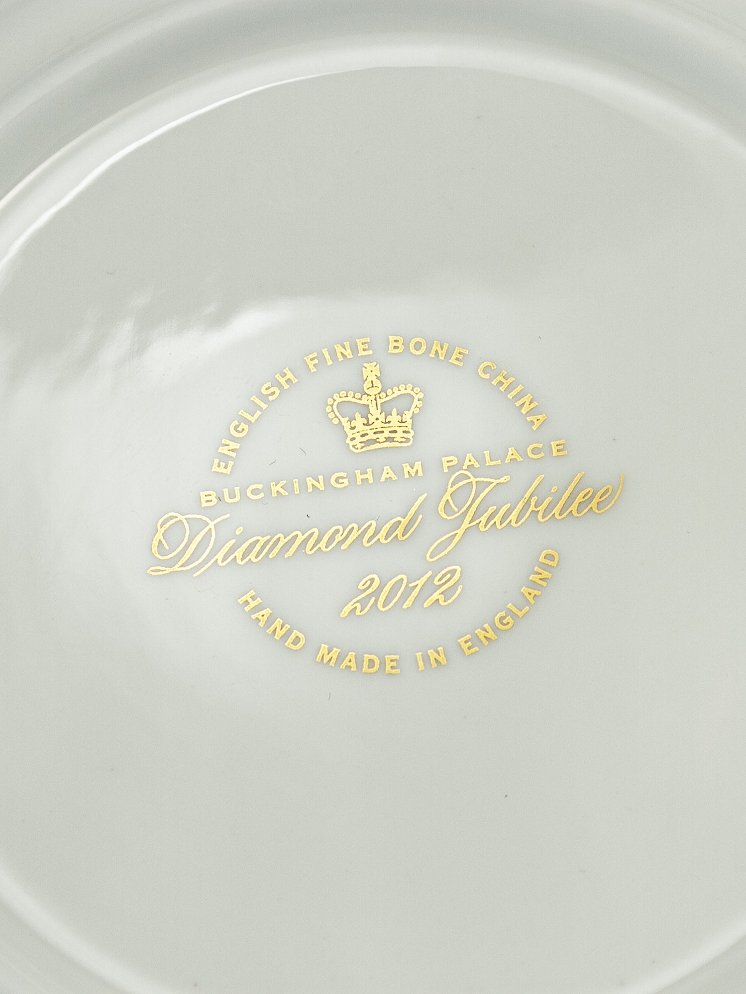 English Royal Collection Queen Elizabeth II Diamond Jubilee Porcelain Commemorative Plate