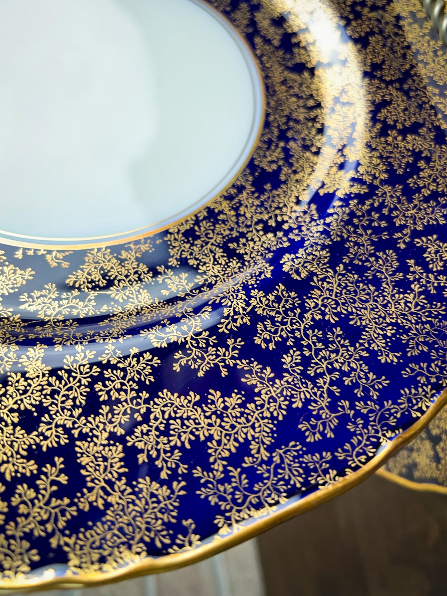 Set of 11 Royal Worcester Dinner Plates with Cobalt Blue & Gold Border, Circa 1939