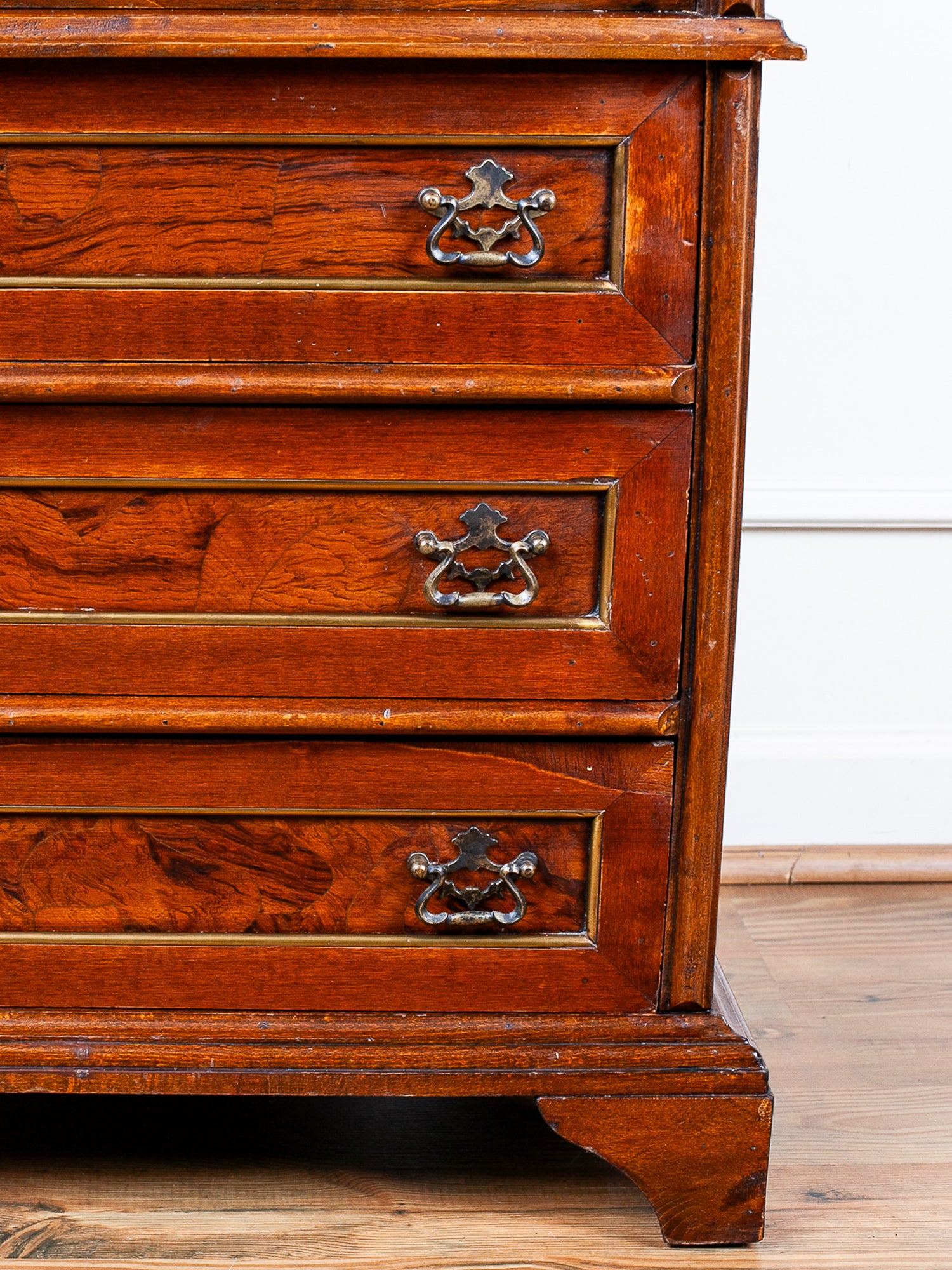 Italian Gentleman's Dresser with Secretary Desk and Mirror