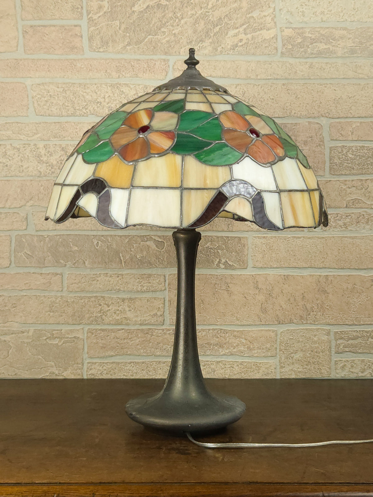 Art Nouveau Leaded Slag Glass Floral Table Lamp