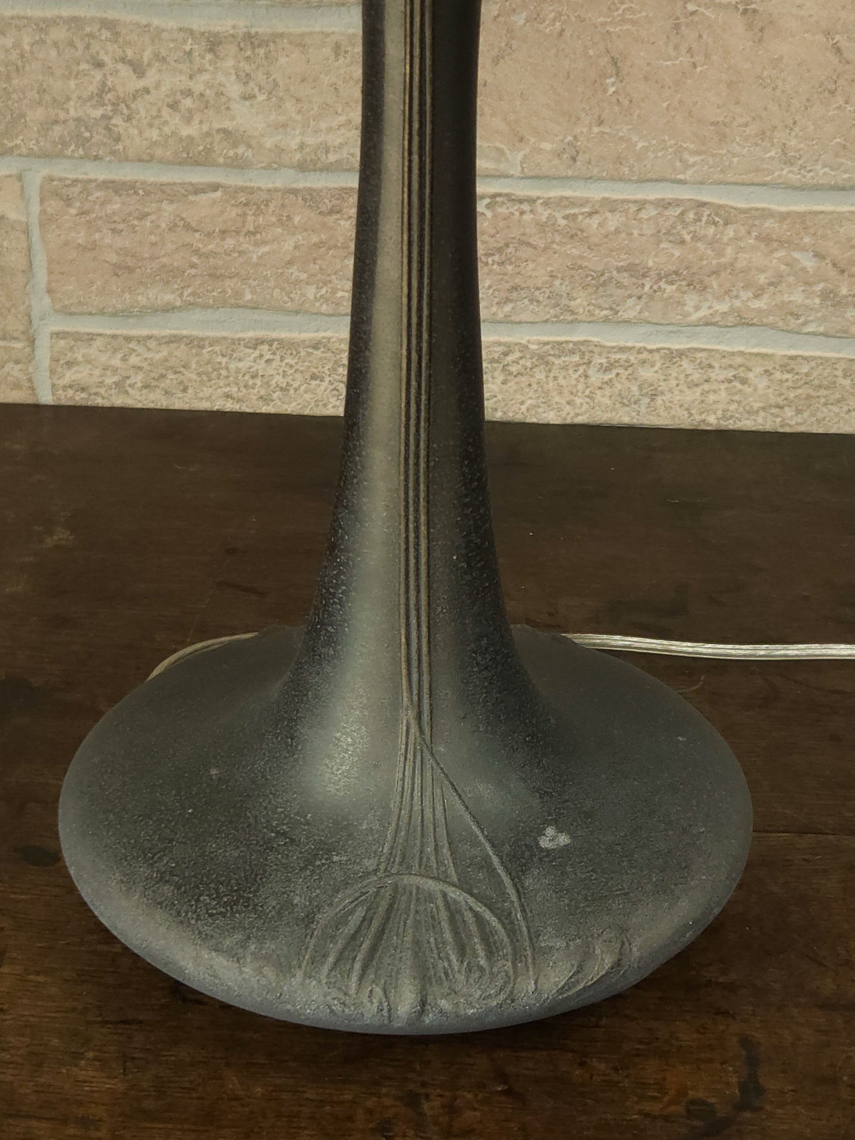 Art Nouveau Leaded Slag Glass Floral Table Lamp