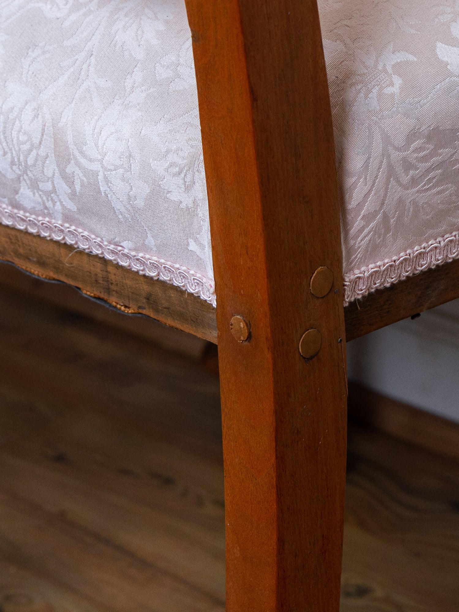 Set of Four Antique Victorian Renaissance Revival Walnut Dining Chairs, Circa 1890
