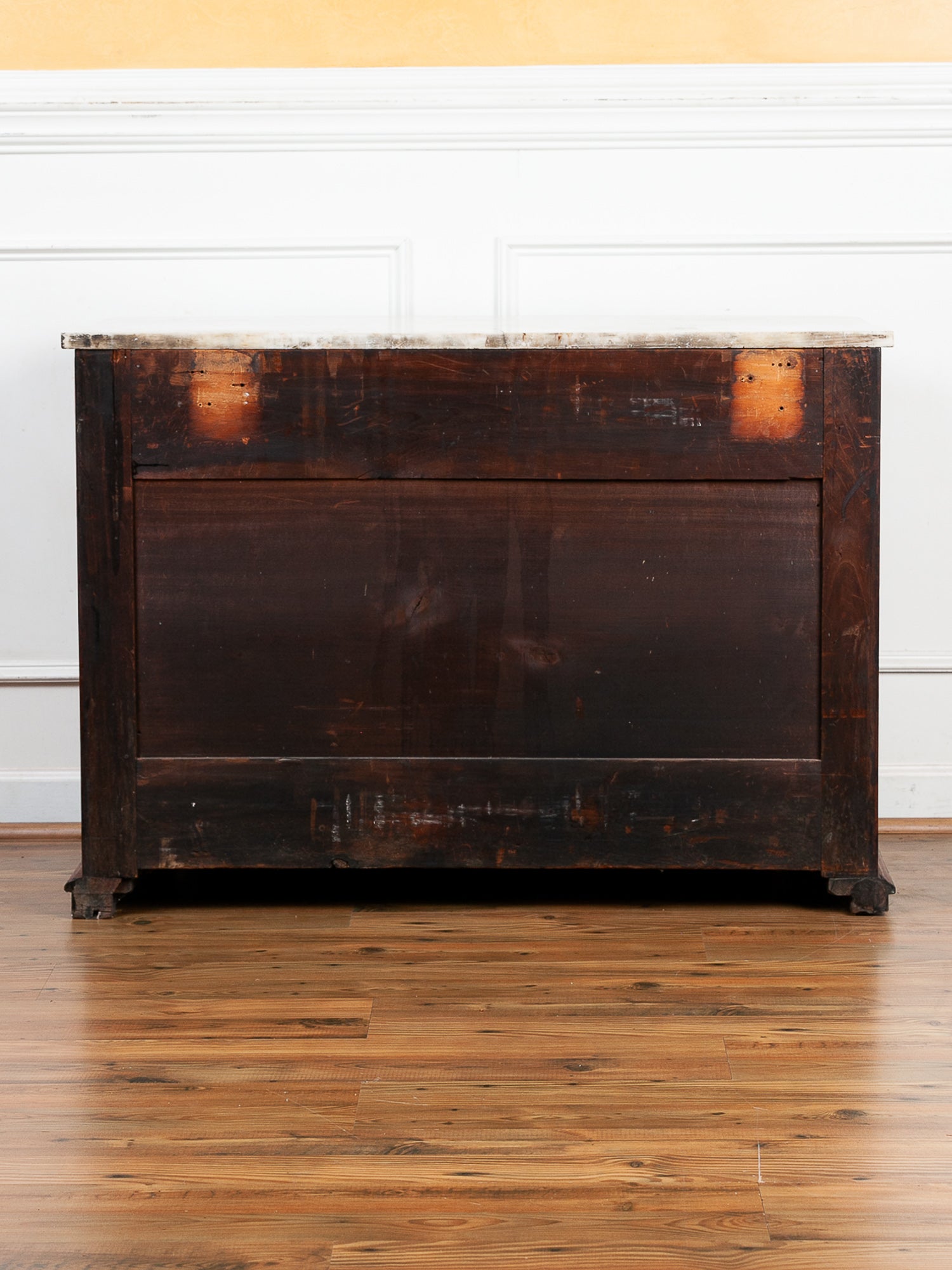 Antique Late 19th Century Victorian Carved Walnut Marble Top Chest of Drawers Dresser.