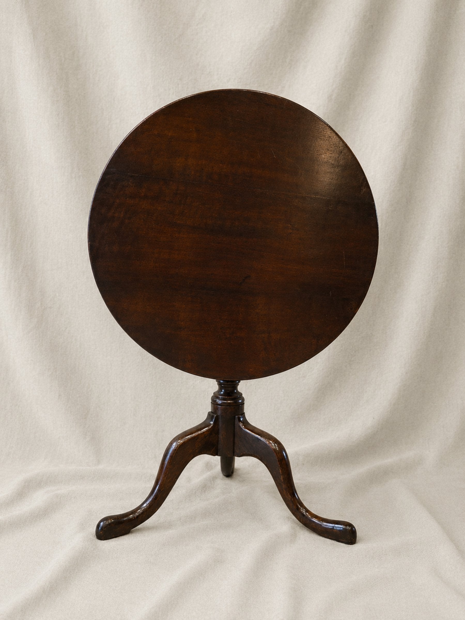 18th Century English Georgian Oak Tilt-Top Side Table