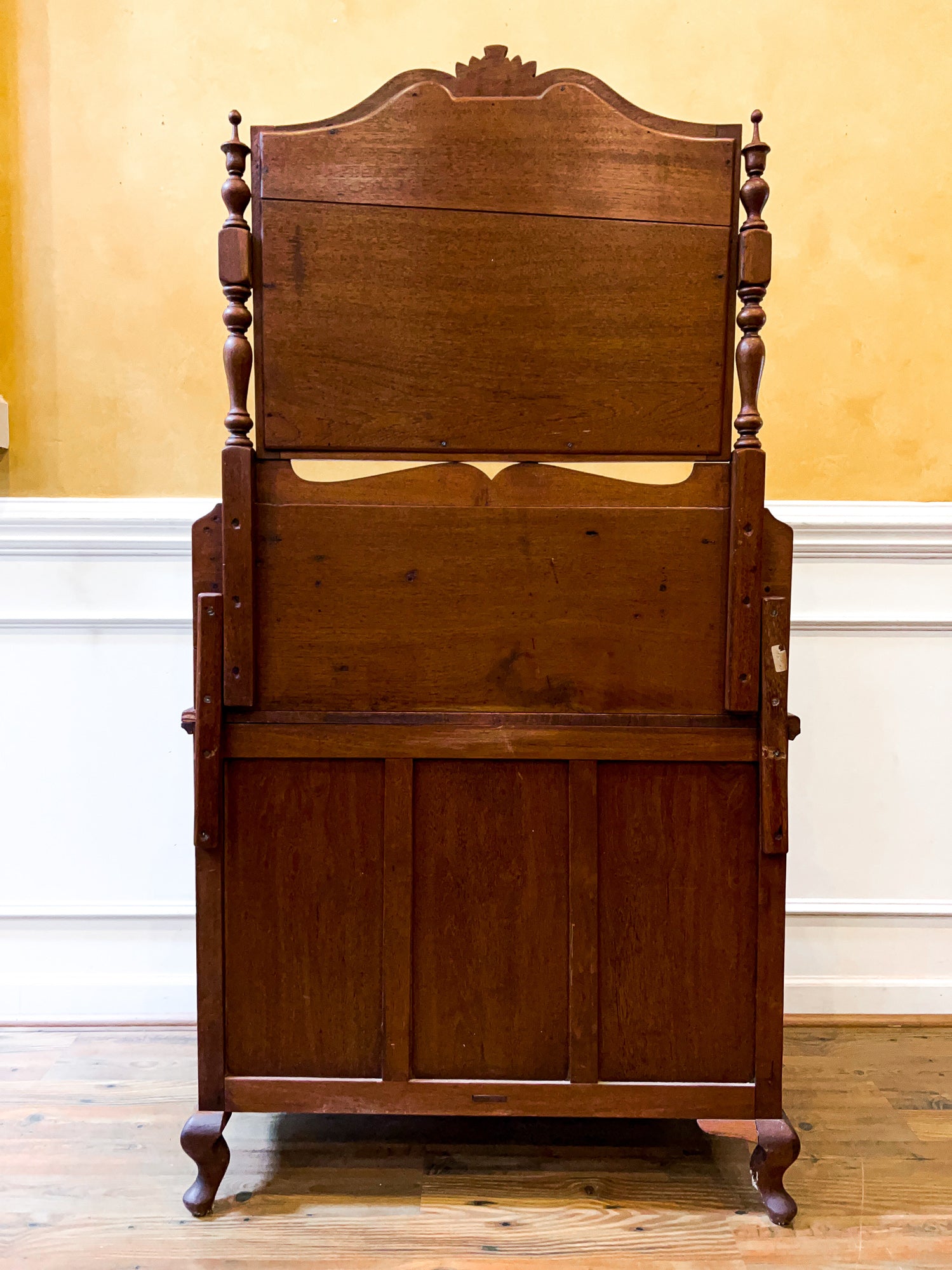 Early 20th Century Bow Front Dresser with Swivel Mirror