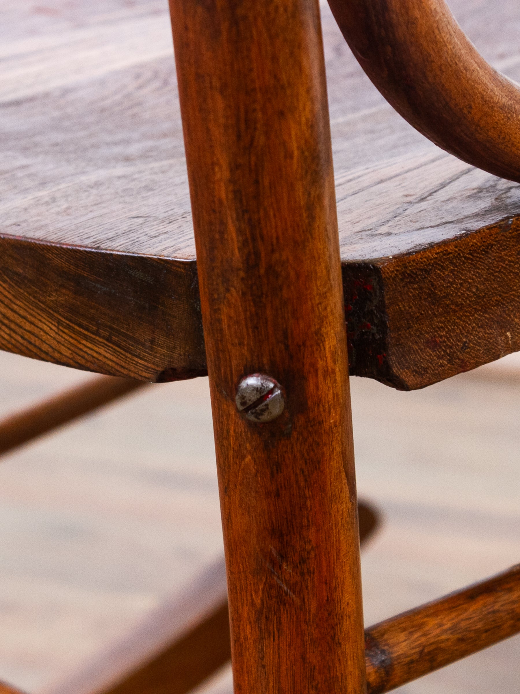 Early 20th Century American Tiger Oak Rocking Chair