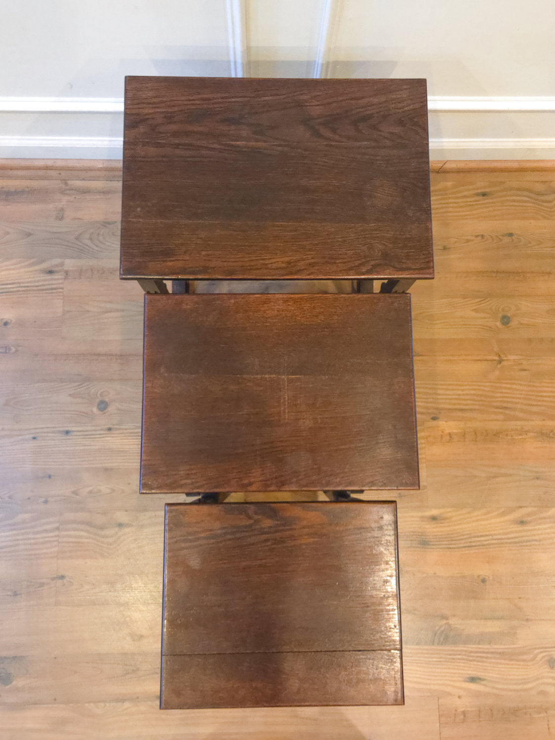 Early 20th Century English Oak Nesting Tables — Set of Three