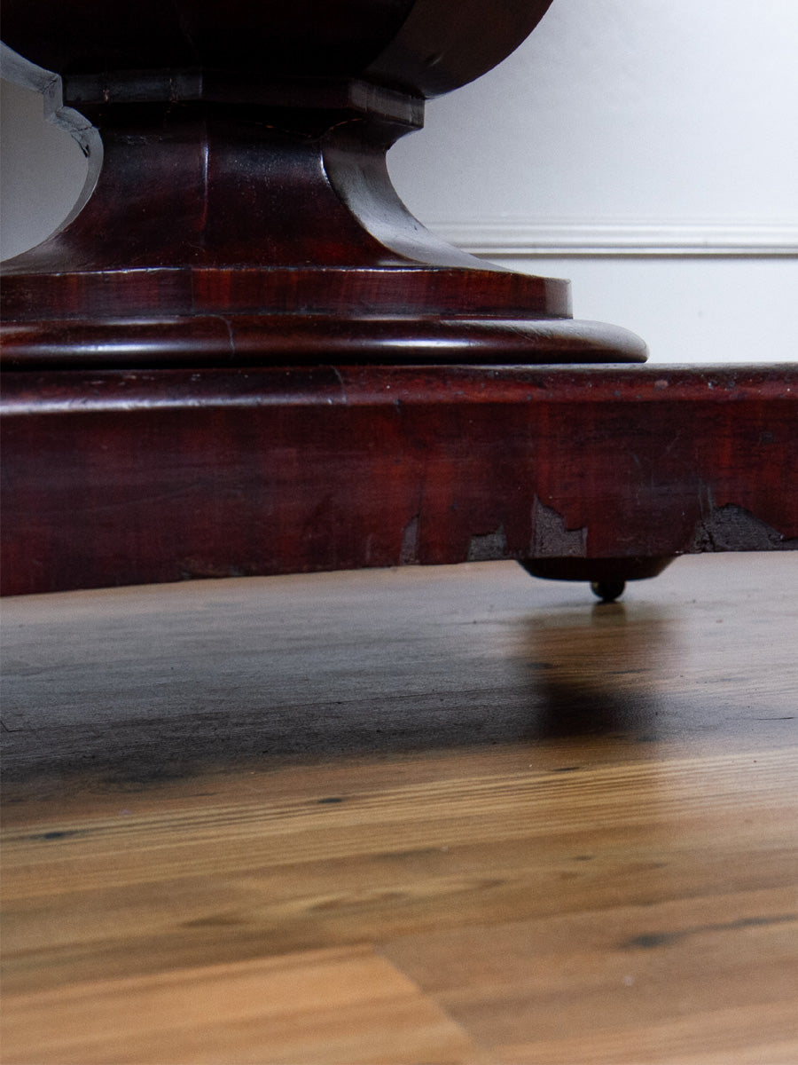 Early Victorian English Mahogany Oval Pedestal Table, Circa 1840