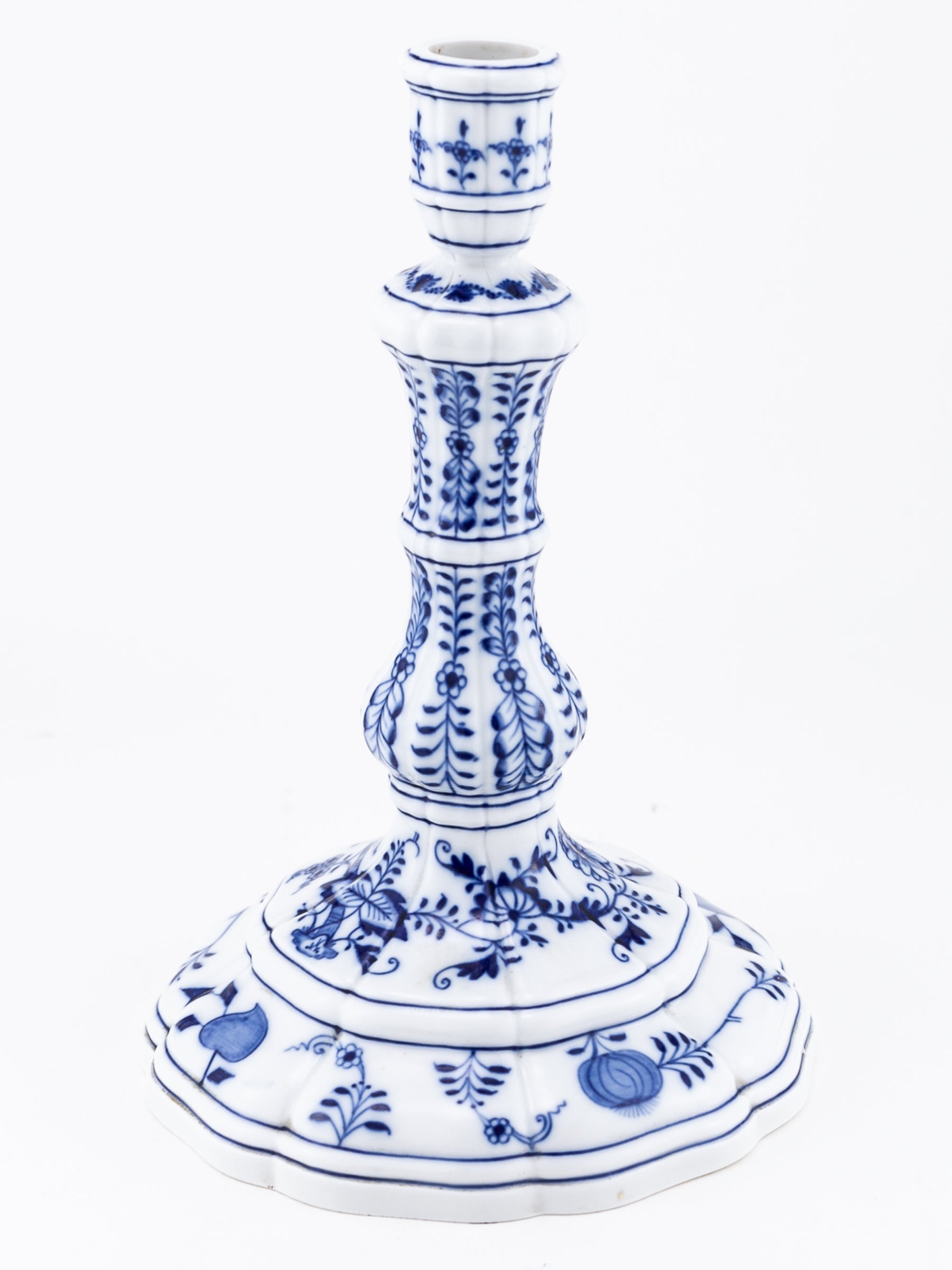 Antique 19th century Meissen Porcelain Blue Onion Pattern Blue and white Candlestick,