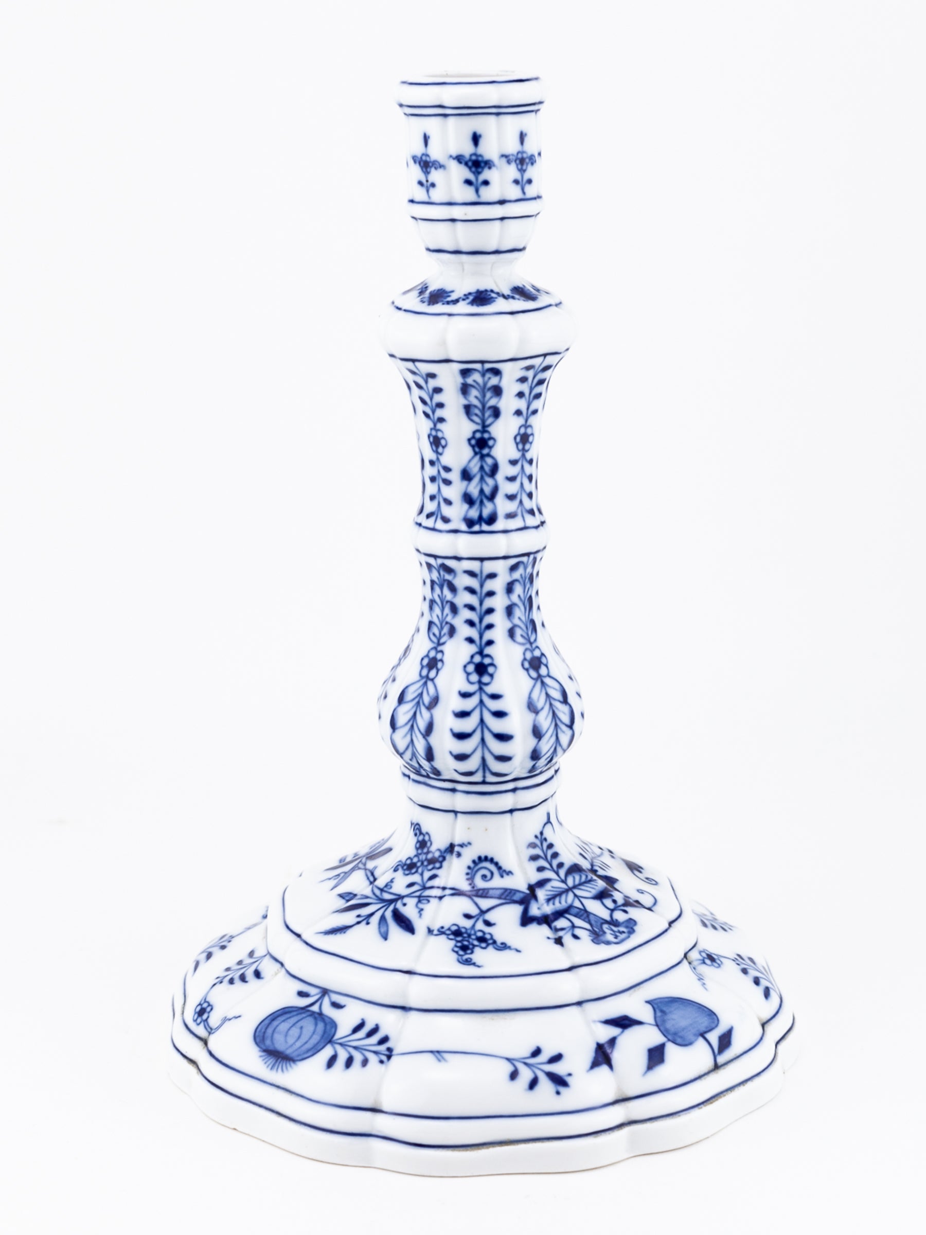 Antique 19th century Meissen Porcelain Blue Onion Pattern Blue and white Candlestick,