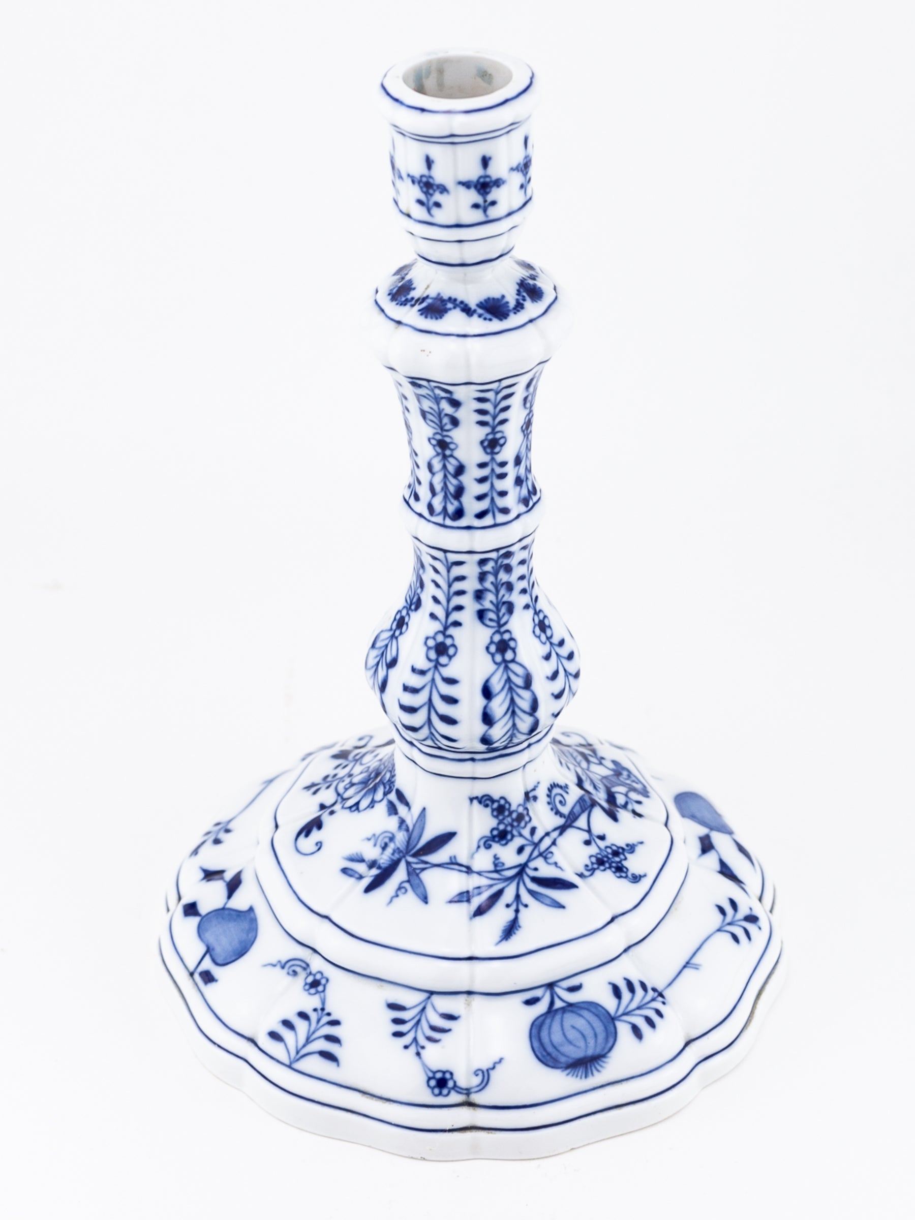 Antique 19th century Meissen Porcelain Blue Onion Pattern Blue and white Candlestick,