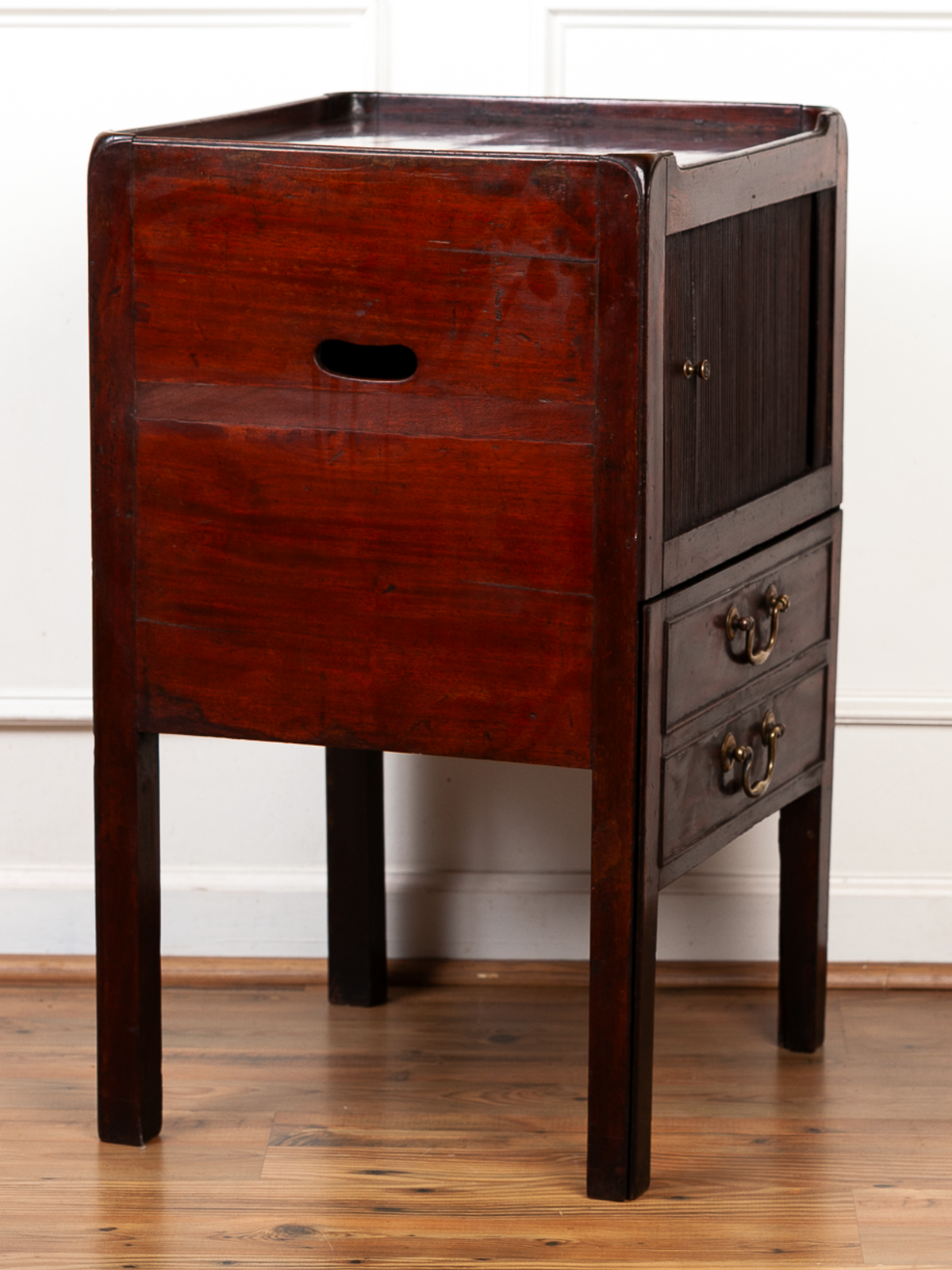 Late 18th Century George III Mahogany Tray Top Commode