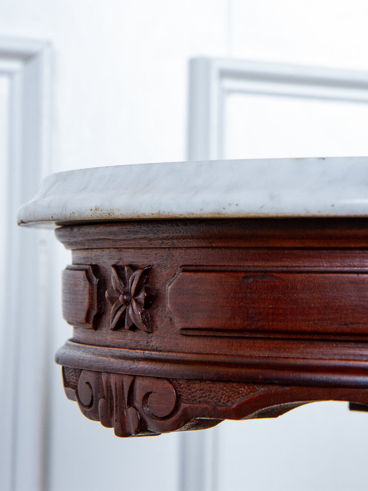 19th Century American Eastlake Carved Walnut Marble-Top Pedestal Side Table