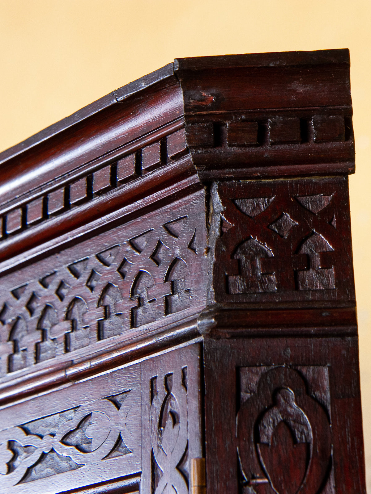 19th Century Chinese Chippendale Mahogany Corner China Cabinet