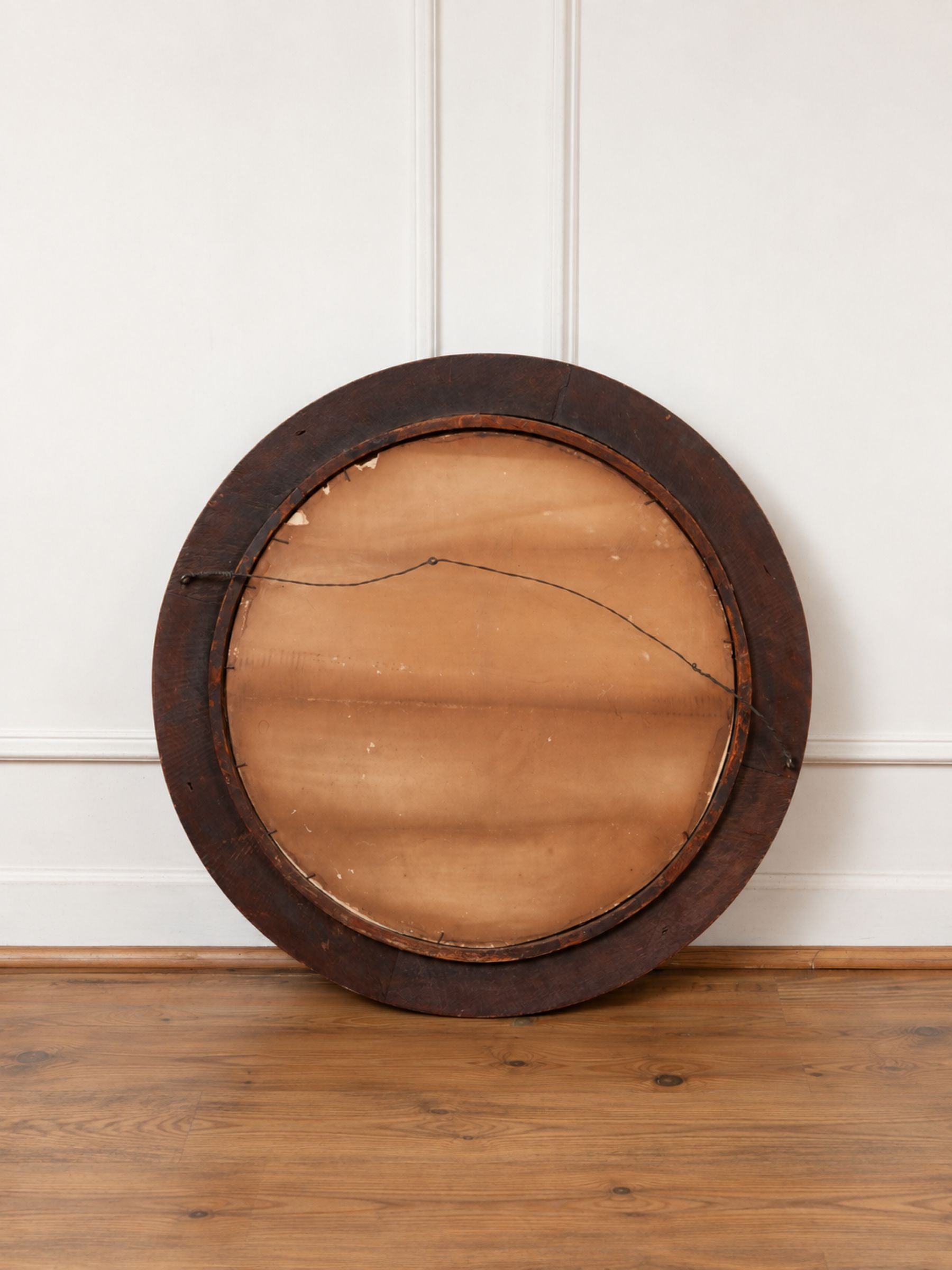 George Washington Portrait in Large Round Walnut & Gilt Frame