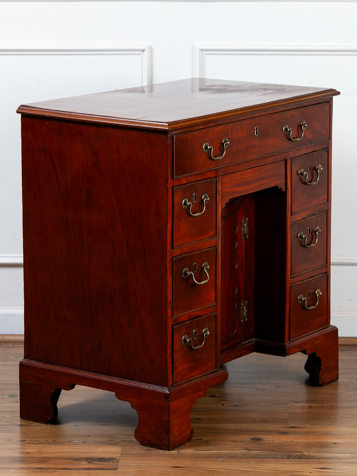 18th Century Georgian Mahogany Small Kneehole Desk