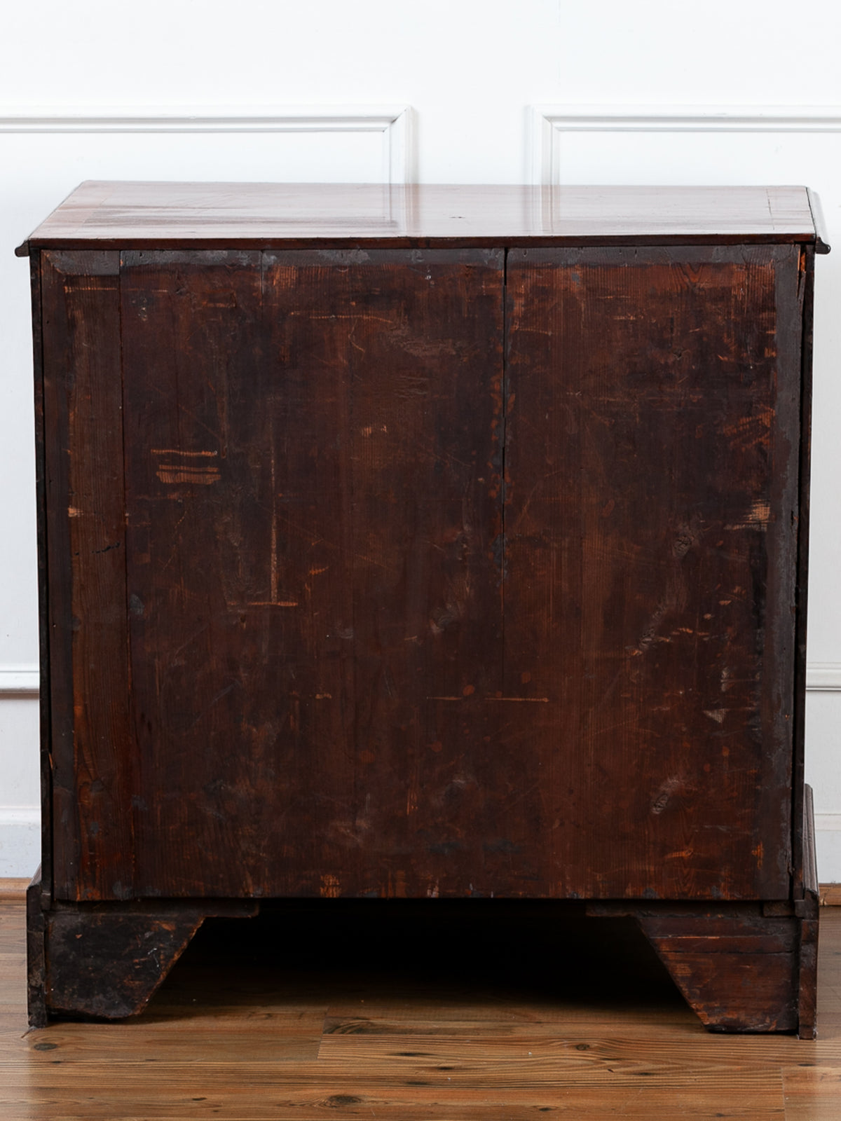 18th Century Georgian Mahogany Small Kneehole Desk