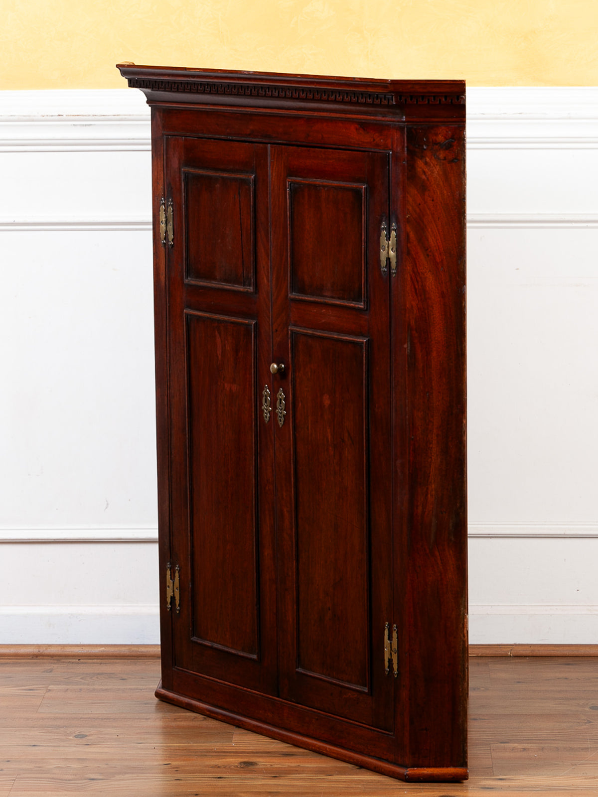 18th Century English Mahogany Hanging Corner Cabinet