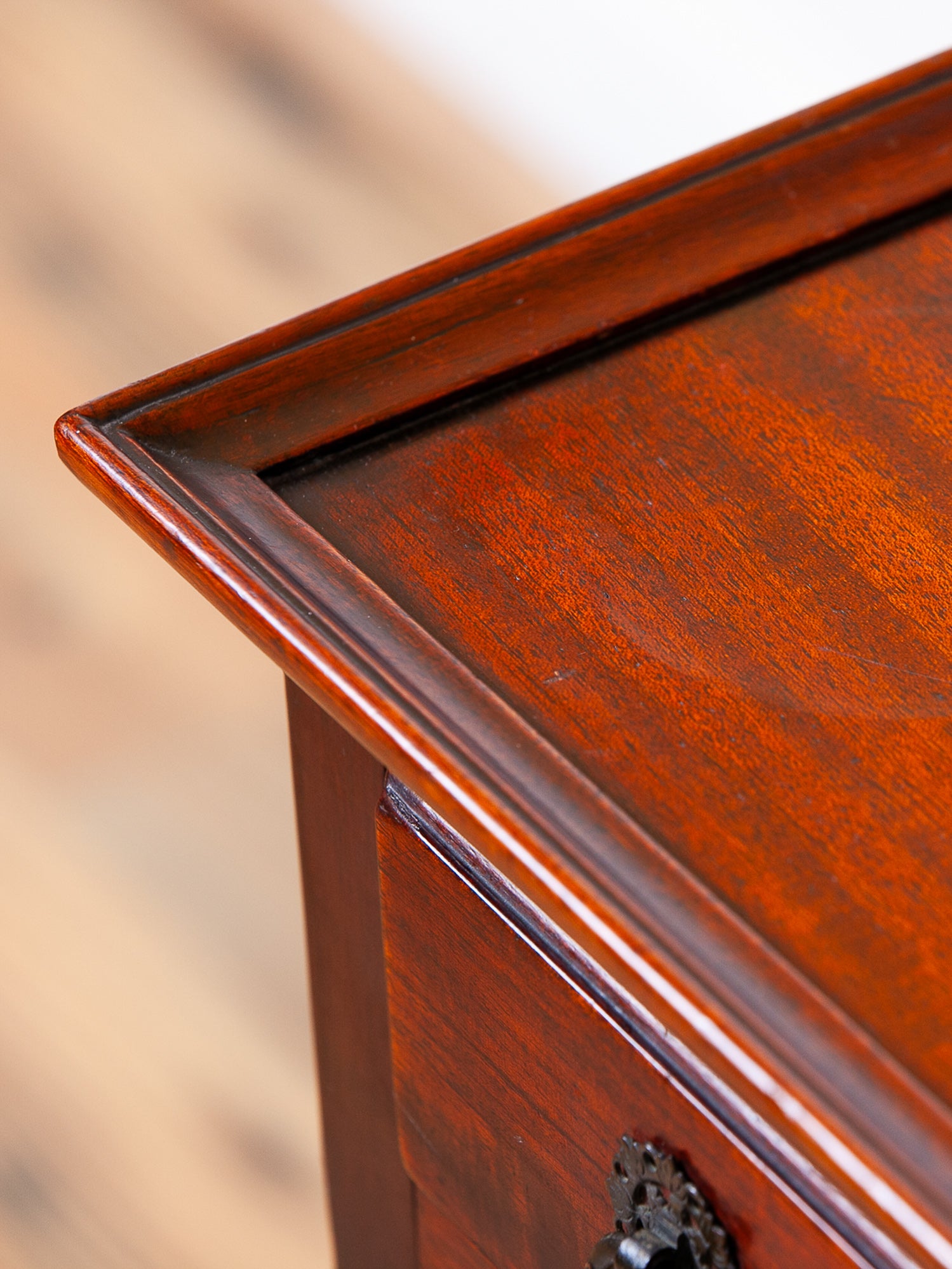 Vintage Queen Anne Style Mahogany Tray-Top Side Table by Abraham & Straus