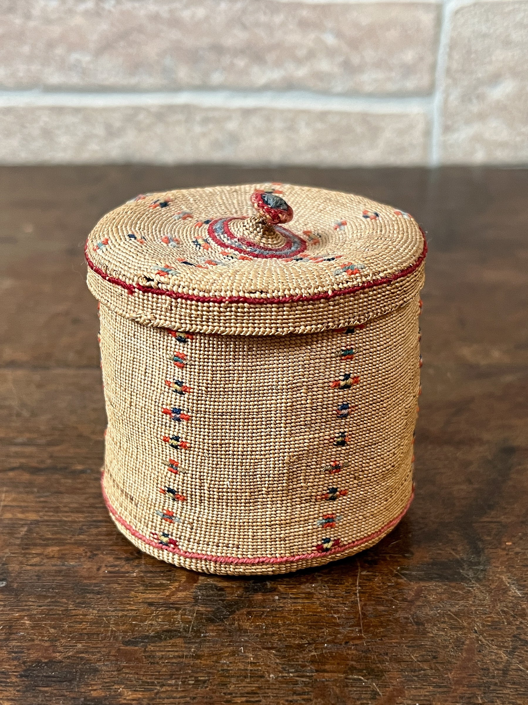 Antique Aleut Split Grass Lidded Basket, Aleutian Islands Alaska