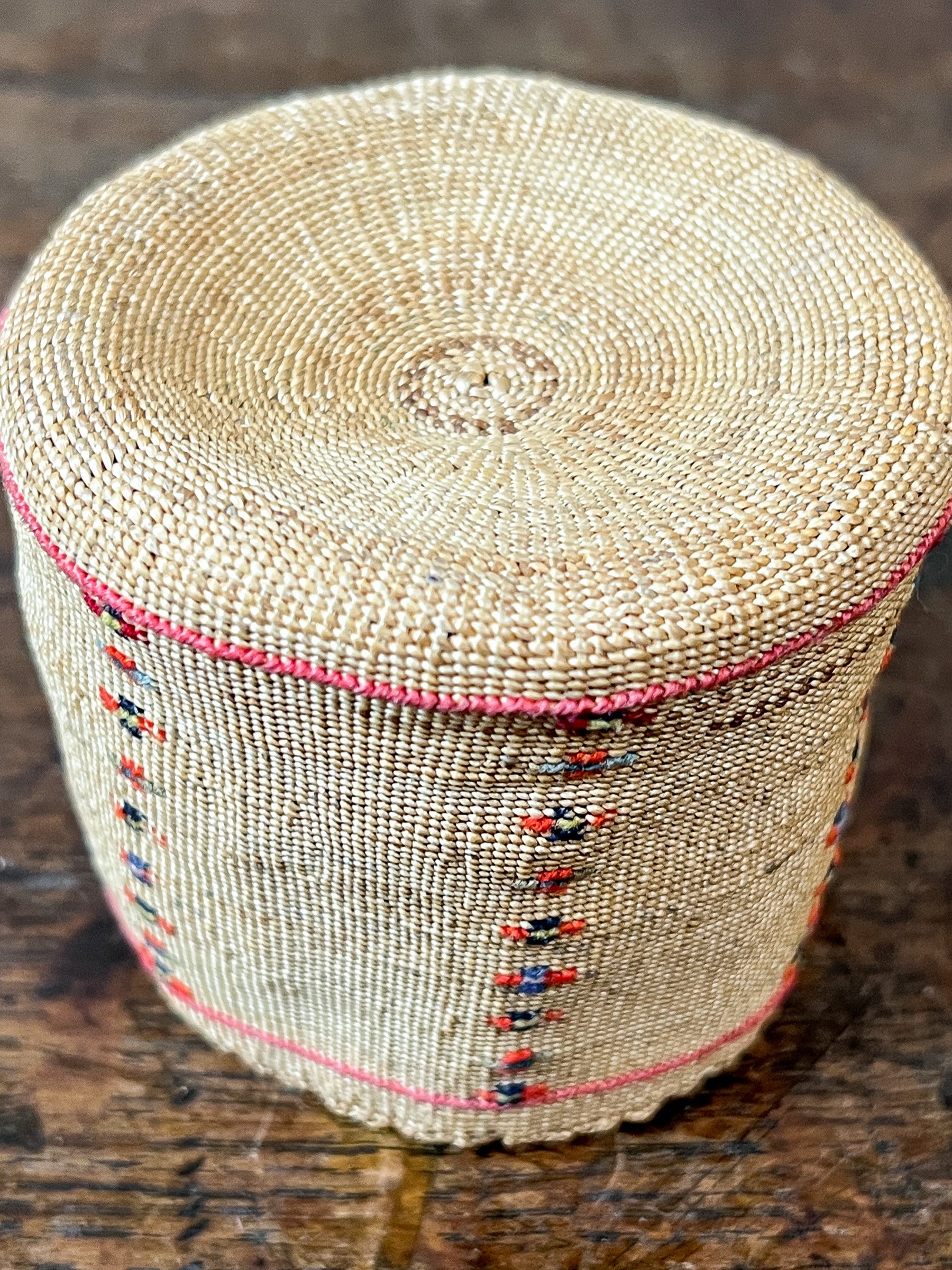 Antique Aleut Split Grass Lidded Basket, Aleutian Islands Alaska
