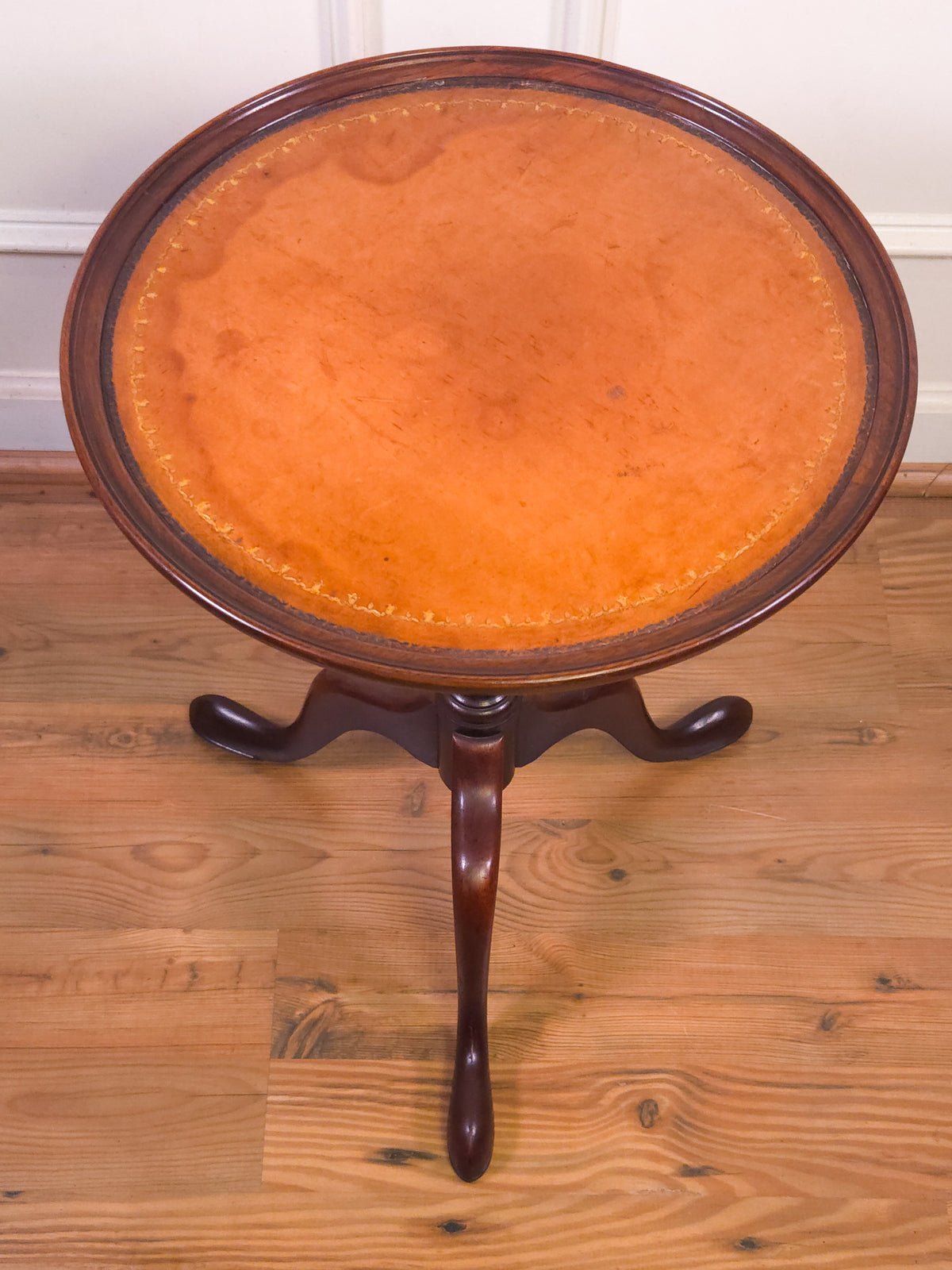 Vintage Baker Furniture Mahogany Pedestal Side Table with Leather Inset Top & Gold Tooling