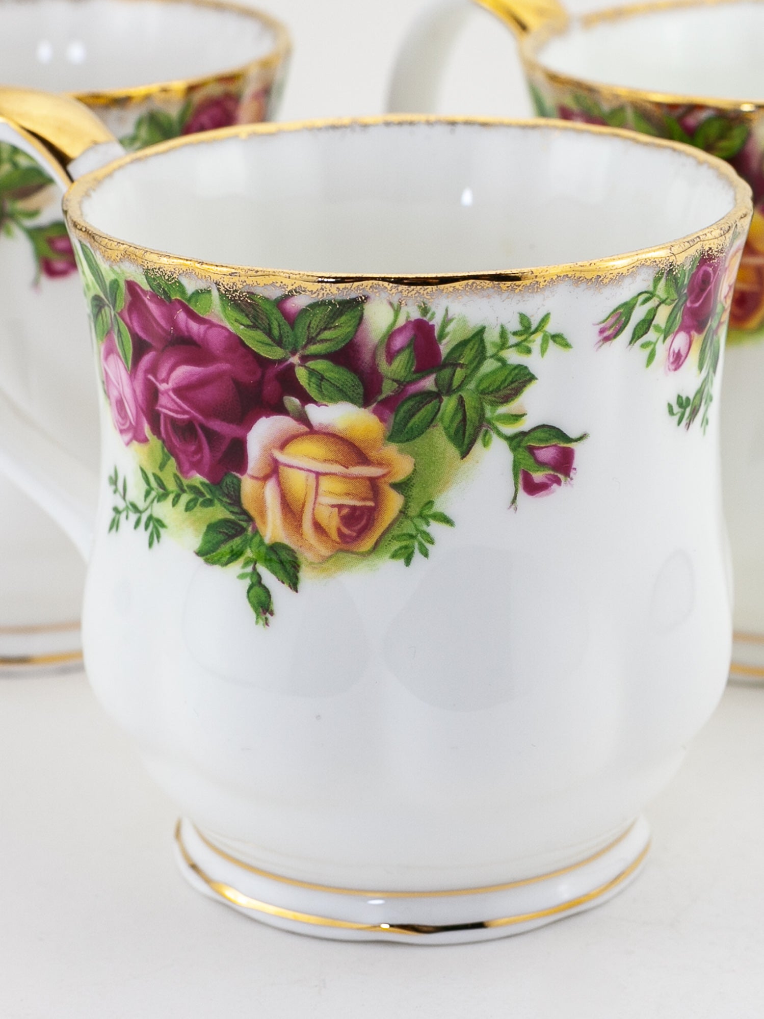 Royal Albert Country Rose Fine Bone China Mug