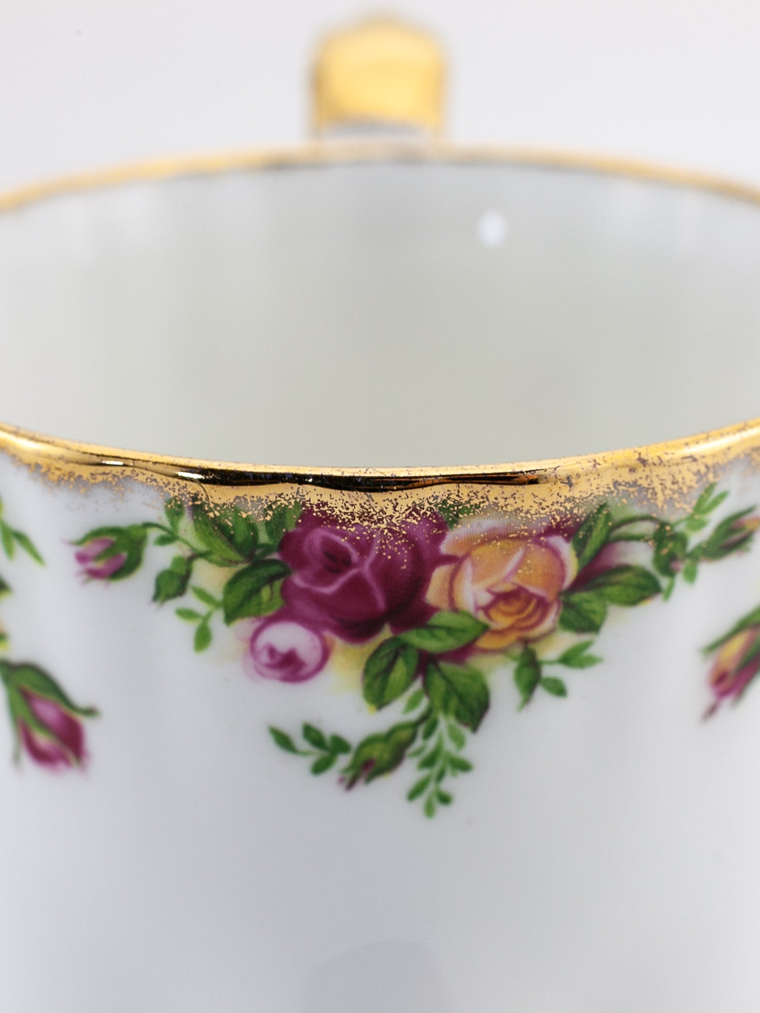 Royal Albert Country Rose Fine Bone China Mug