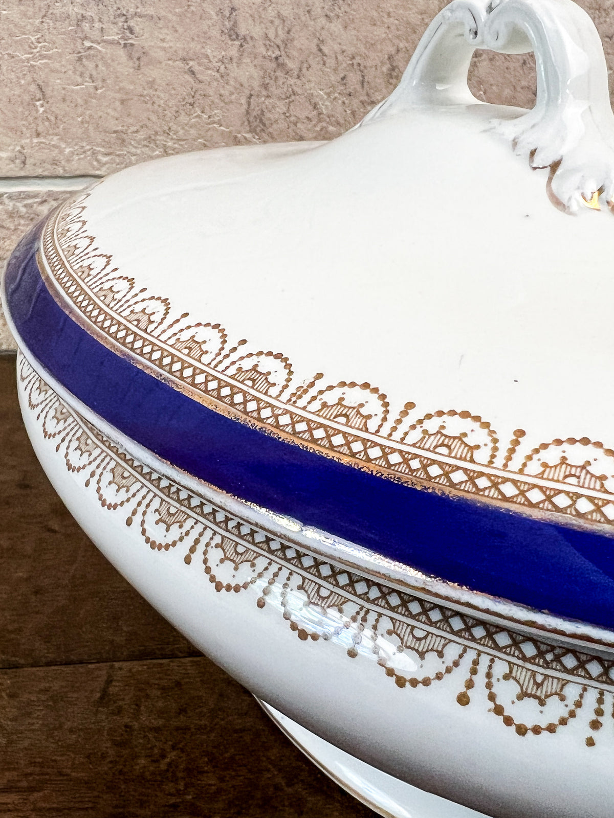 English Lidded Tureen with Cobalt Blue & Gold Decoration, circa 1910