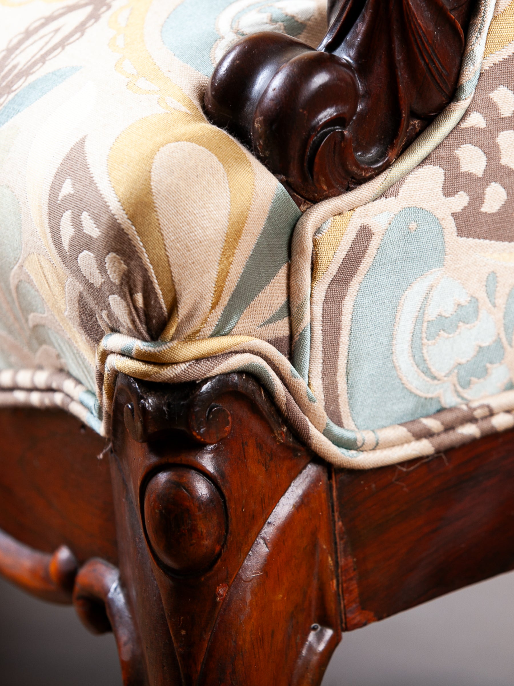 Victorian Rose-Carved Walnut Settee with New Upholstery