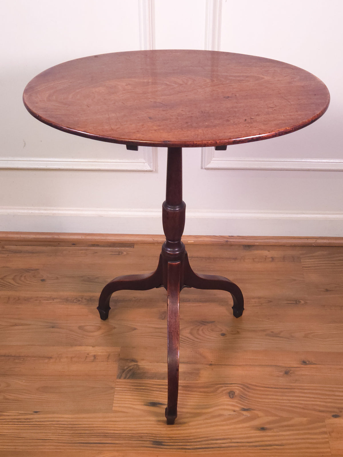 Late 18th Century English Georgian Solid Oak Oval Tilt-Top Table – Otto Wasserman Provenance