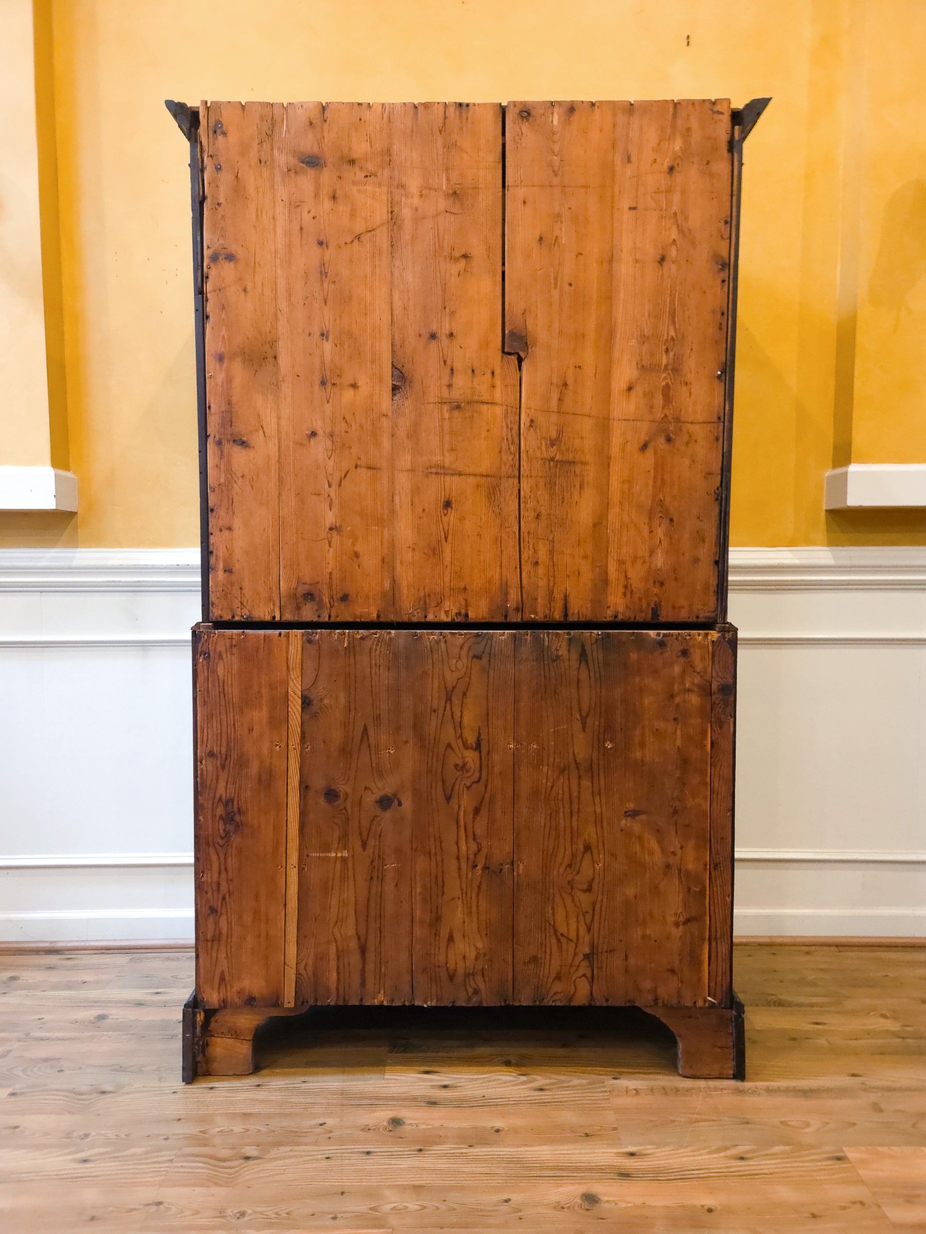 18th Century Georgian Mahogany Chest on Chest