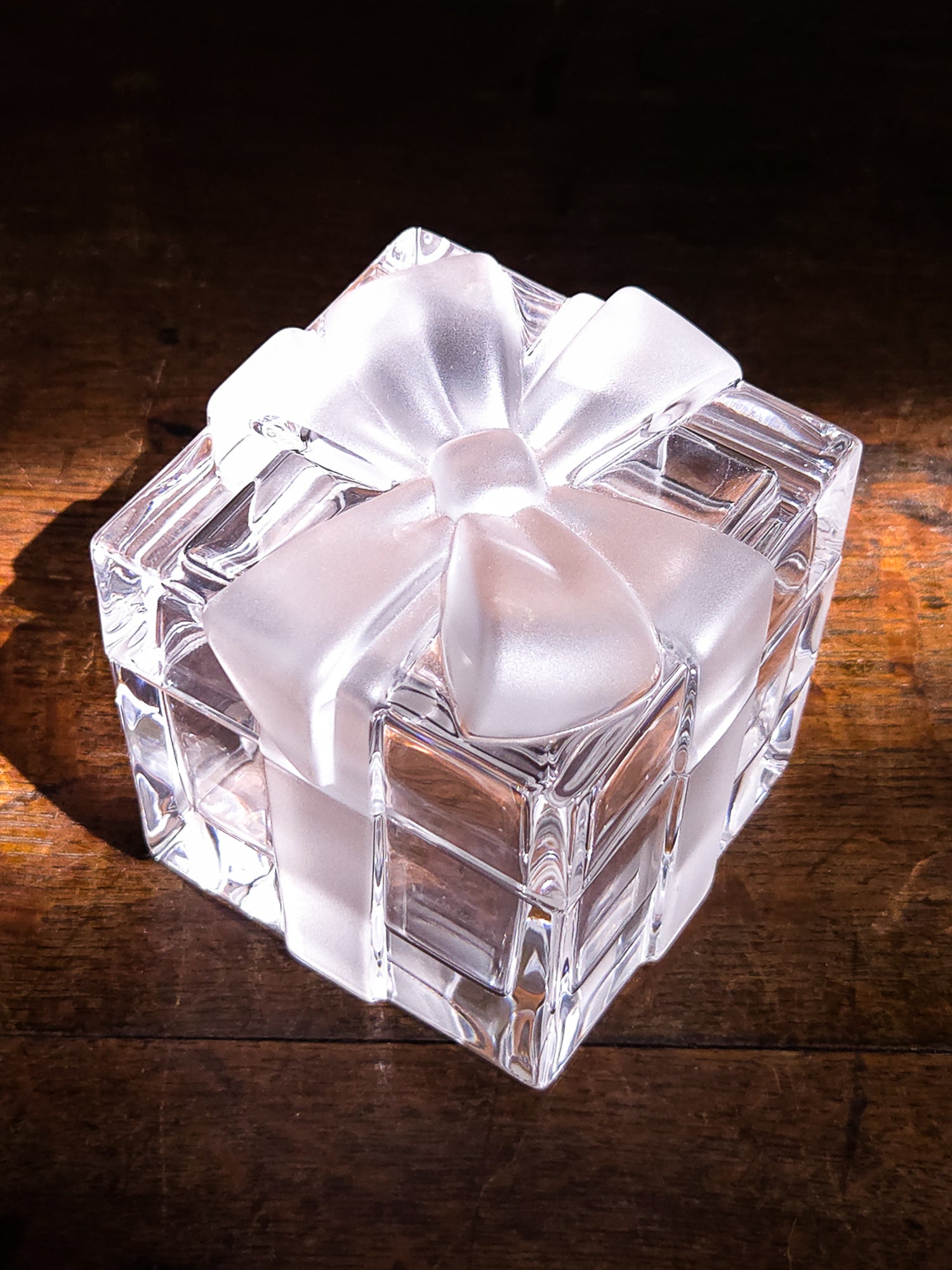 Vintage Tiffany Crystal Gift Design Trinket Box
