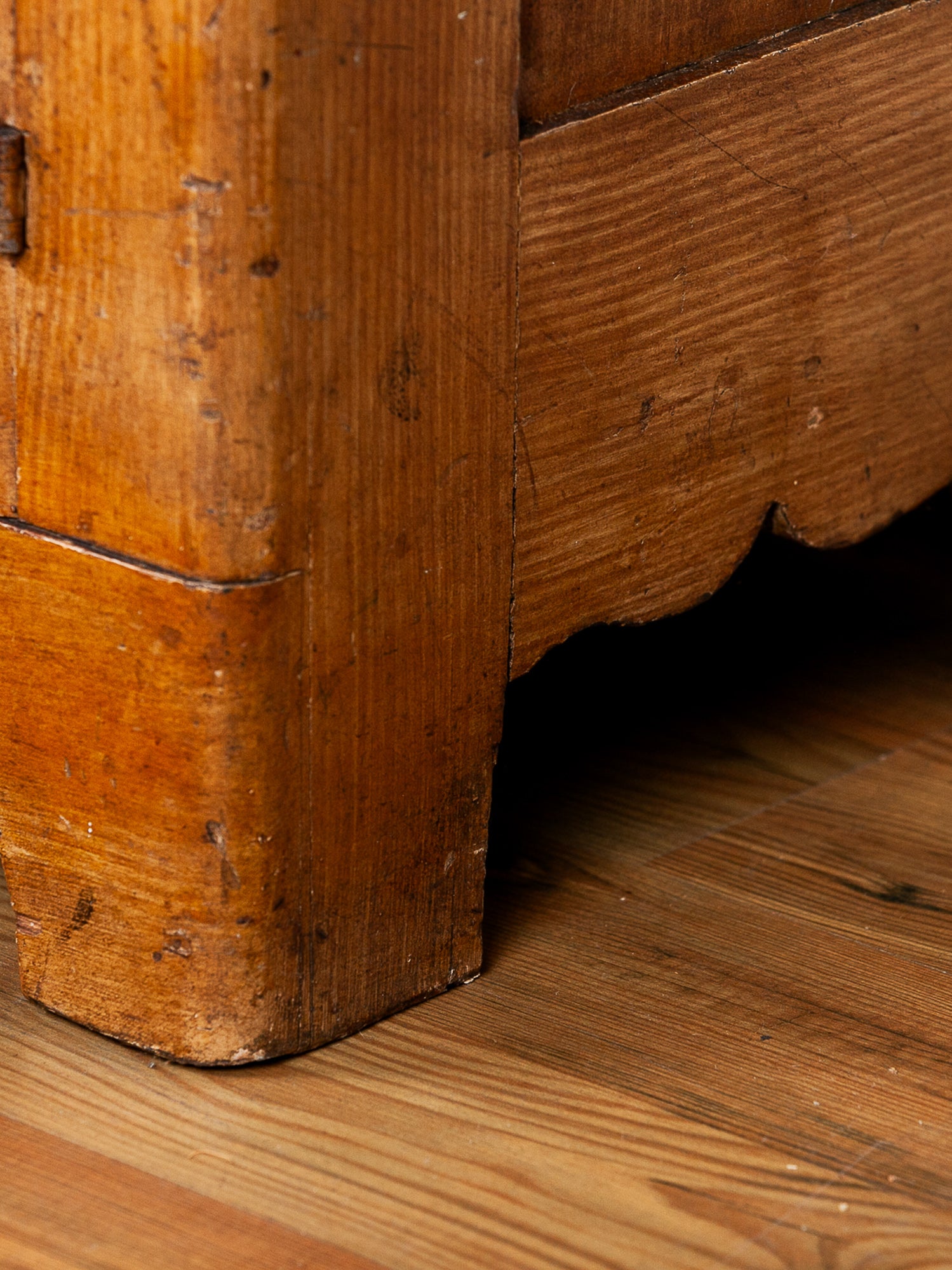 Antique 19th Century Pine Washstand with Painted Cupboard Doors