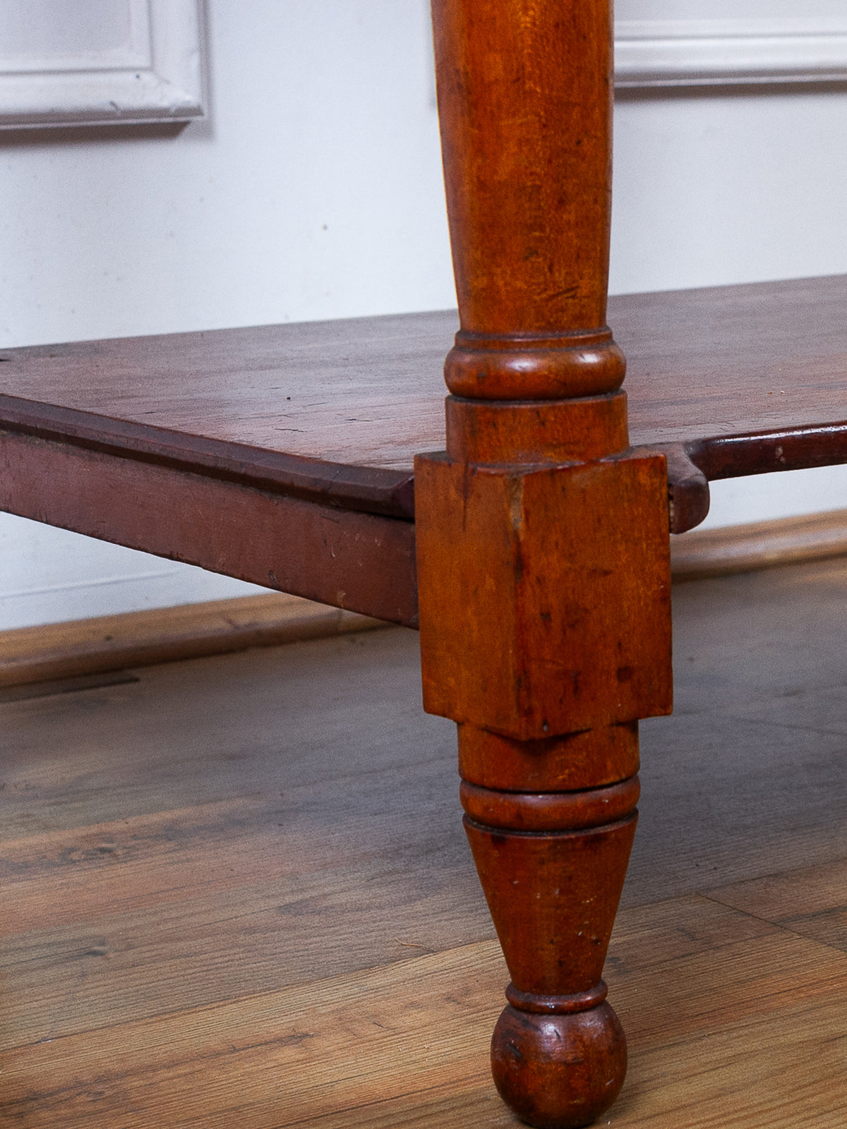Early 19th Century American Cherry Sheraton Washstand with Flame Mahogany Drawer