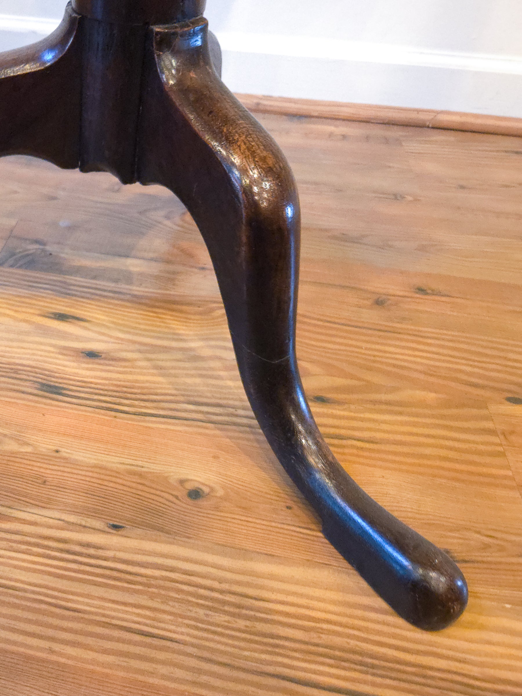 18th Century English Georgian Oak Tilt-Top Side Table
