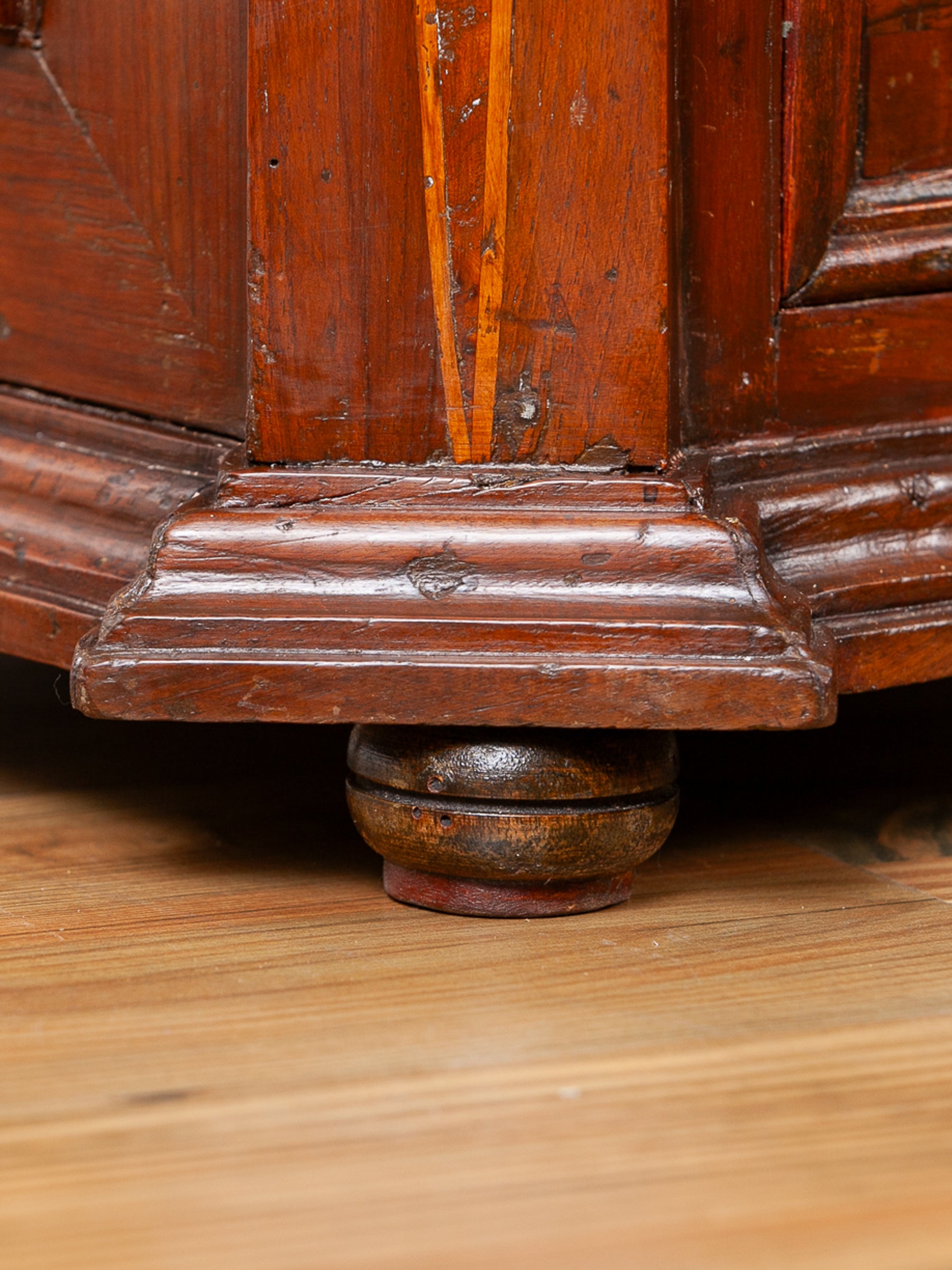 Late 18th Century Georgian Mahogany Small Chest of Drawers Nightstand