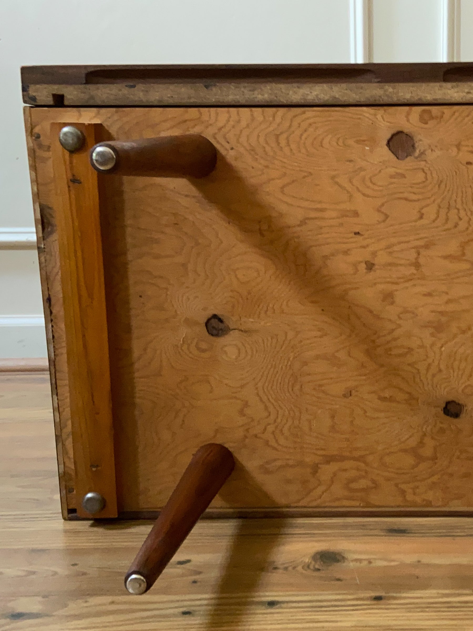 Mid-Century Modern Walnut Nightstand by Mel Smilow for Smilow-Thielle